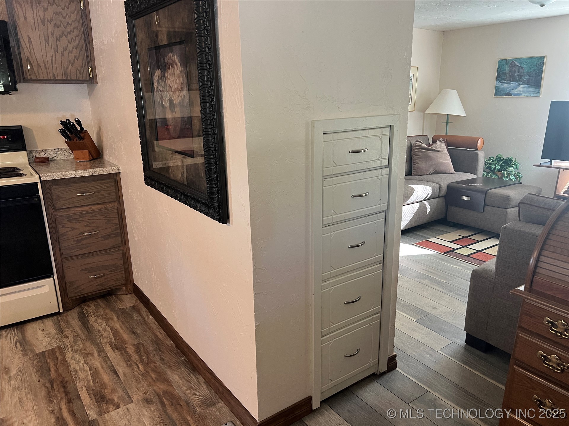 133 Lake Drive Property Photo 8