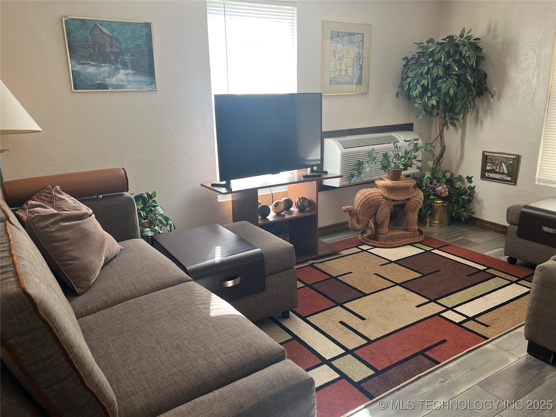 133 Lake Drive Property Photo 10