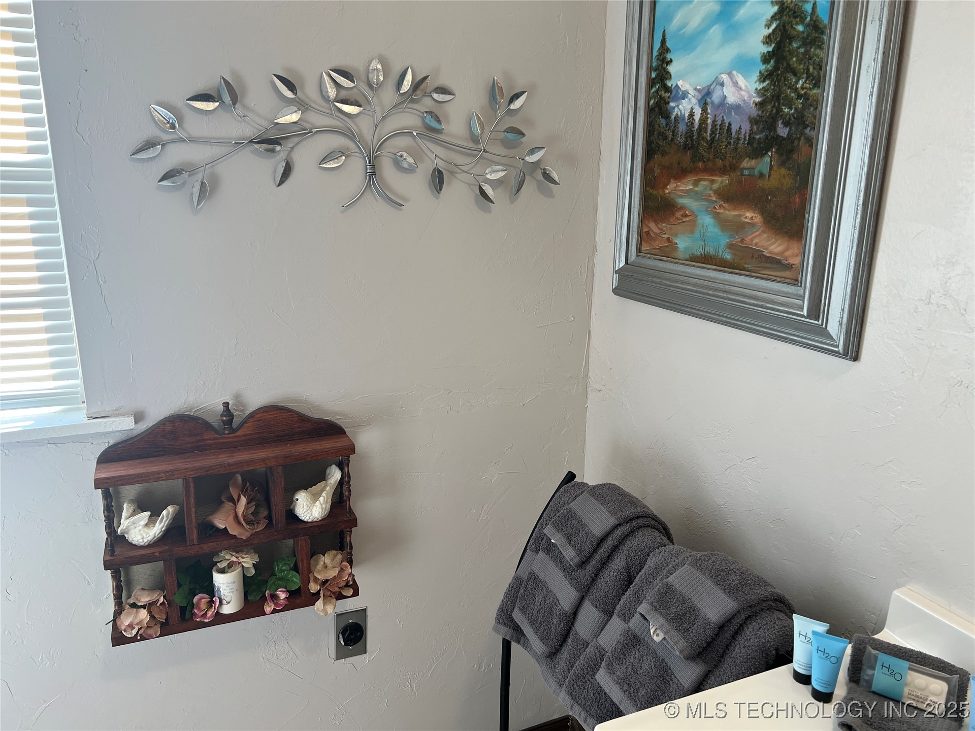 133 Lake Drive Property Photo 19