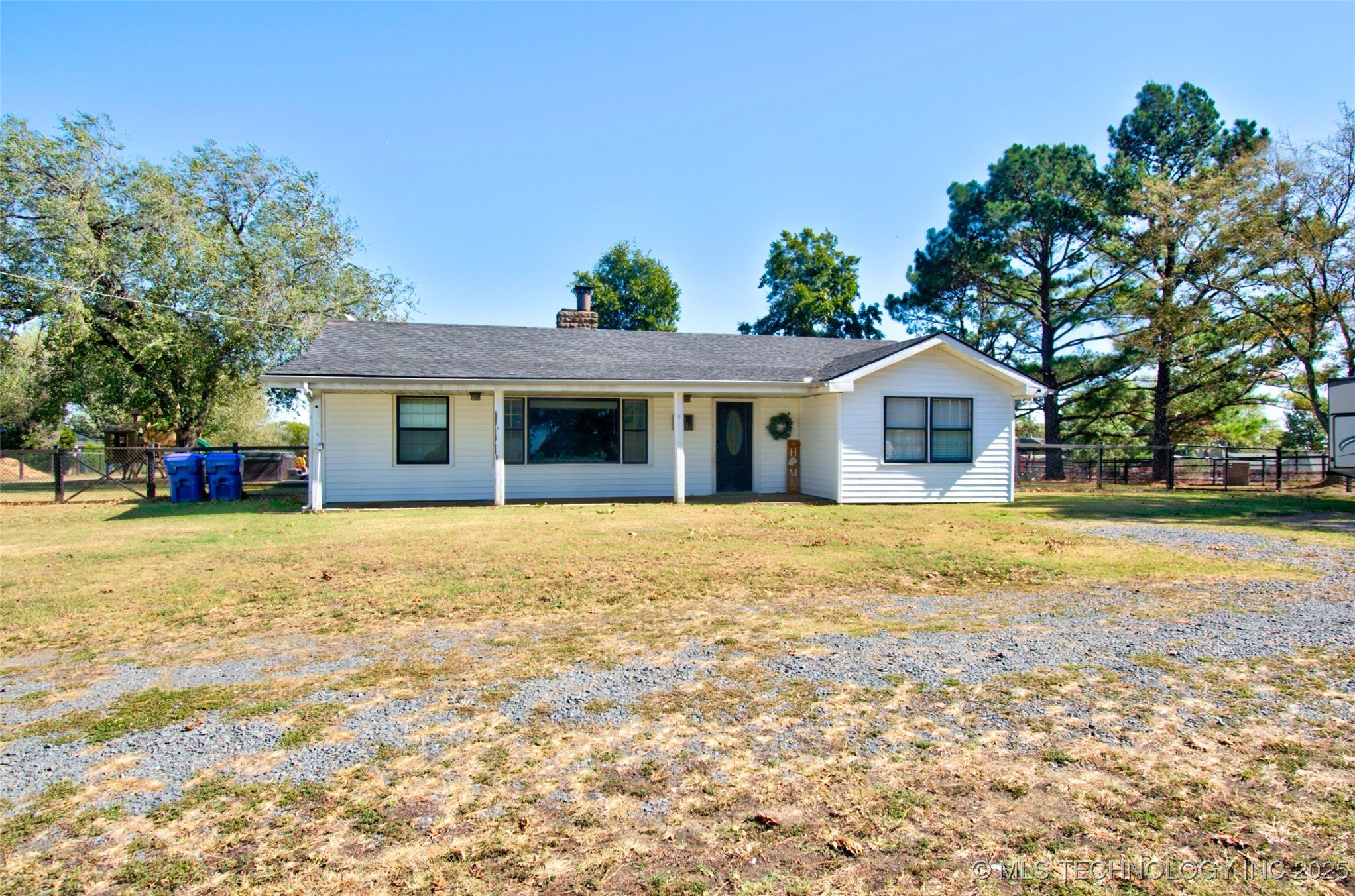 6351 W 23rd Street North Property Photo 2