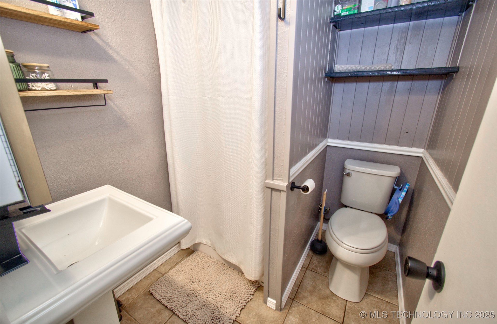 6351 W 23rd Street North Property Photo 17