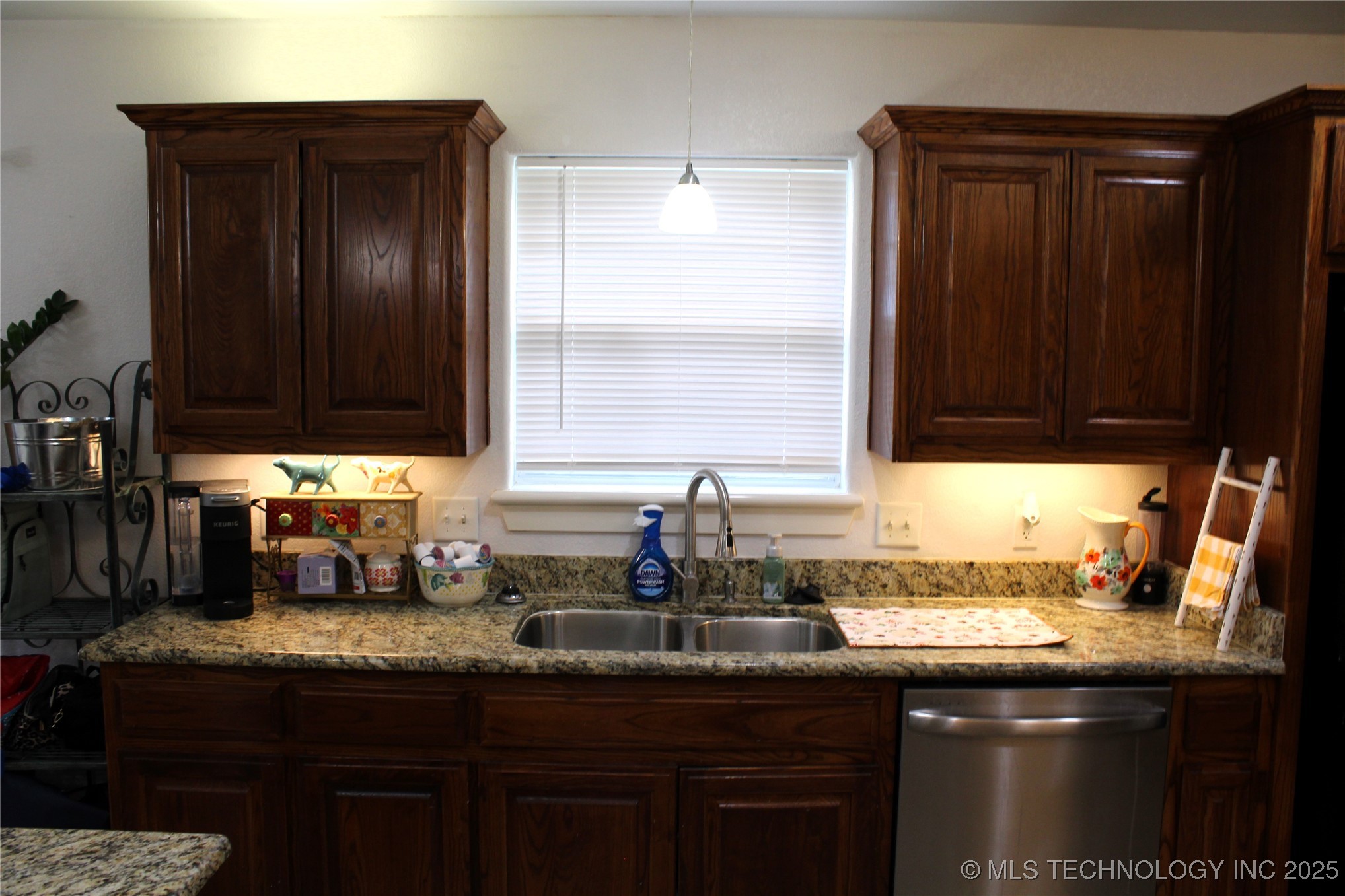 908 N 3rd Property Photo 18