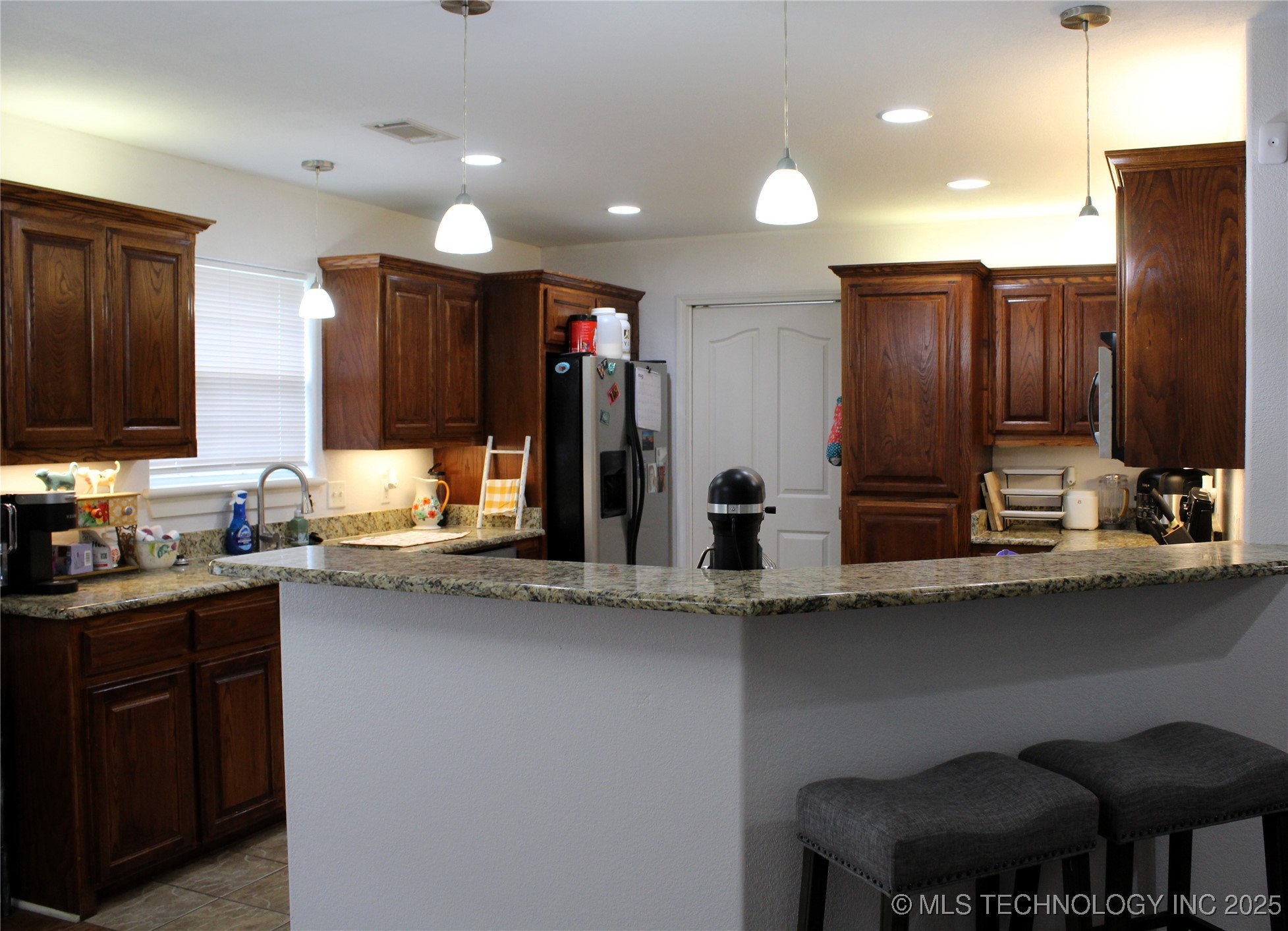 908 N 3rd Property Photo 19