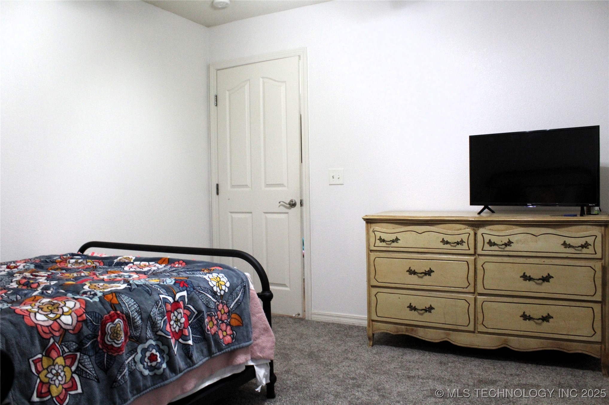 908 N 3rd Property Photo 35