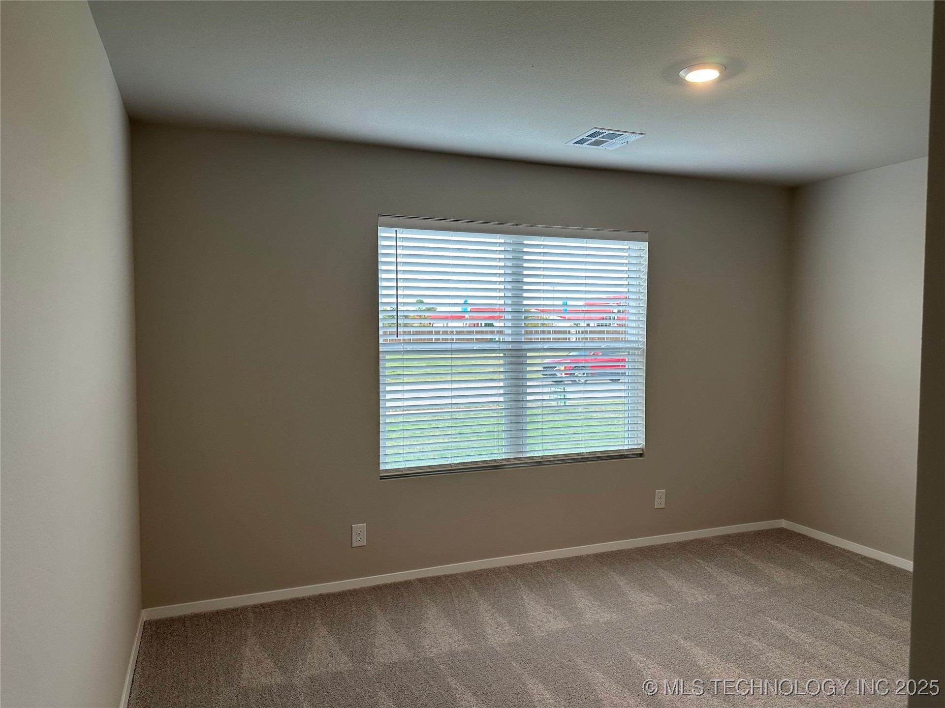 10134 E King Place Property Photo 6