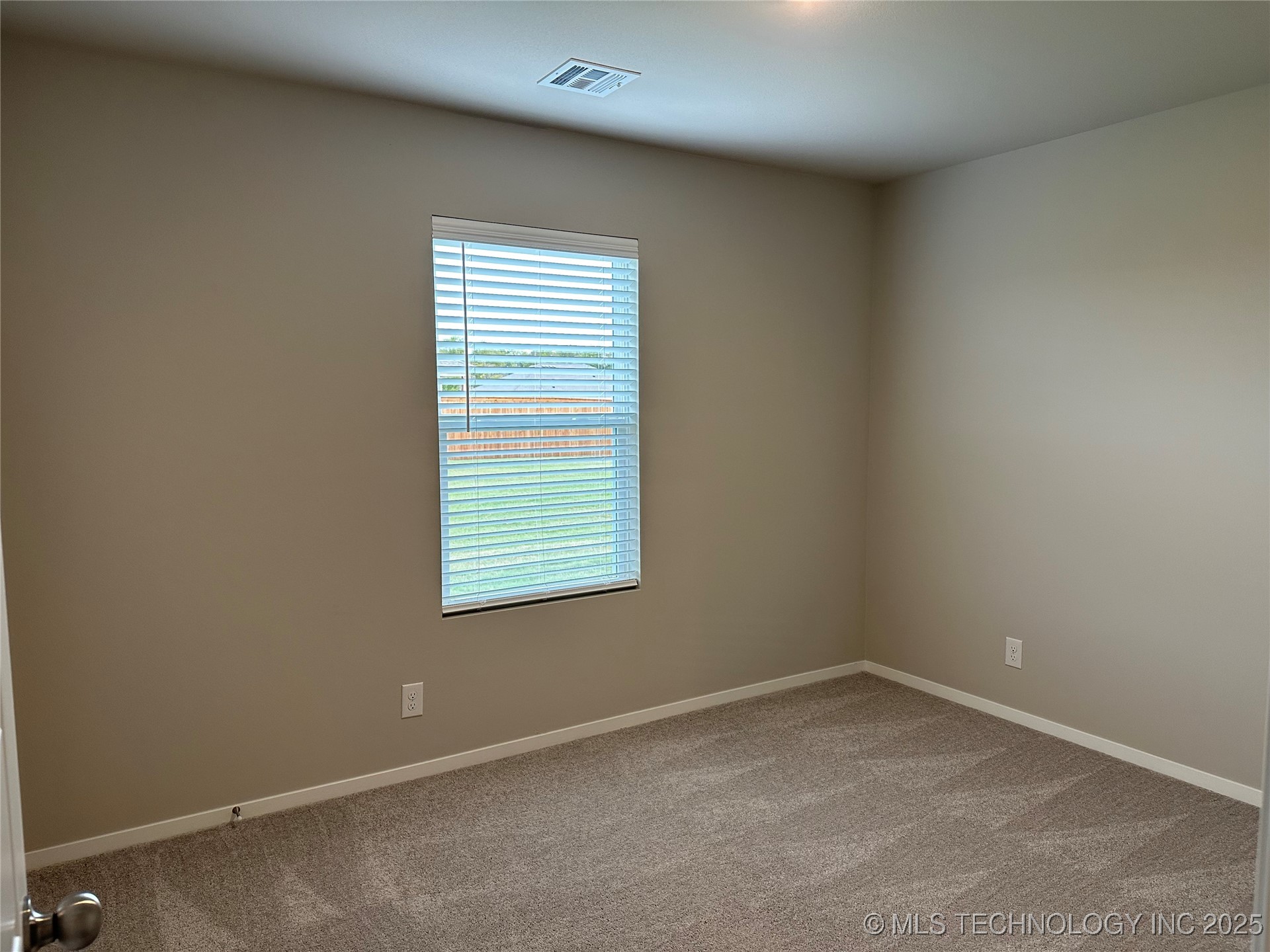 10134 E King Place Property Photo 9