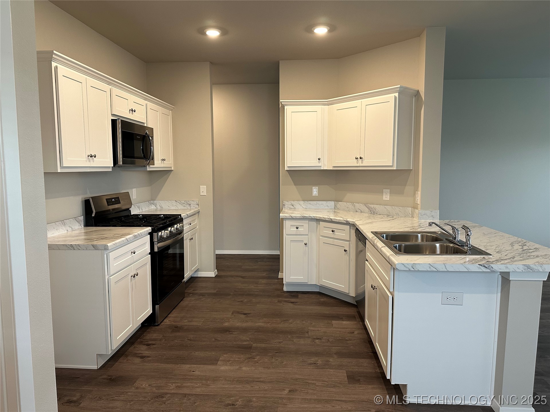 10134 E King Place Property Photo 18