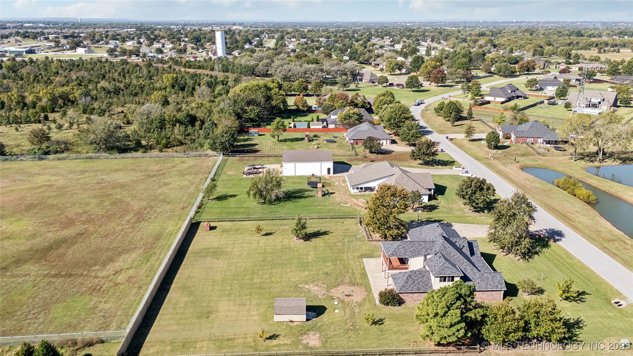 16550 E 120th Street N Property Photo 52