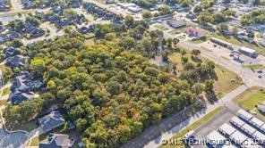 41st Street Property Photo 6