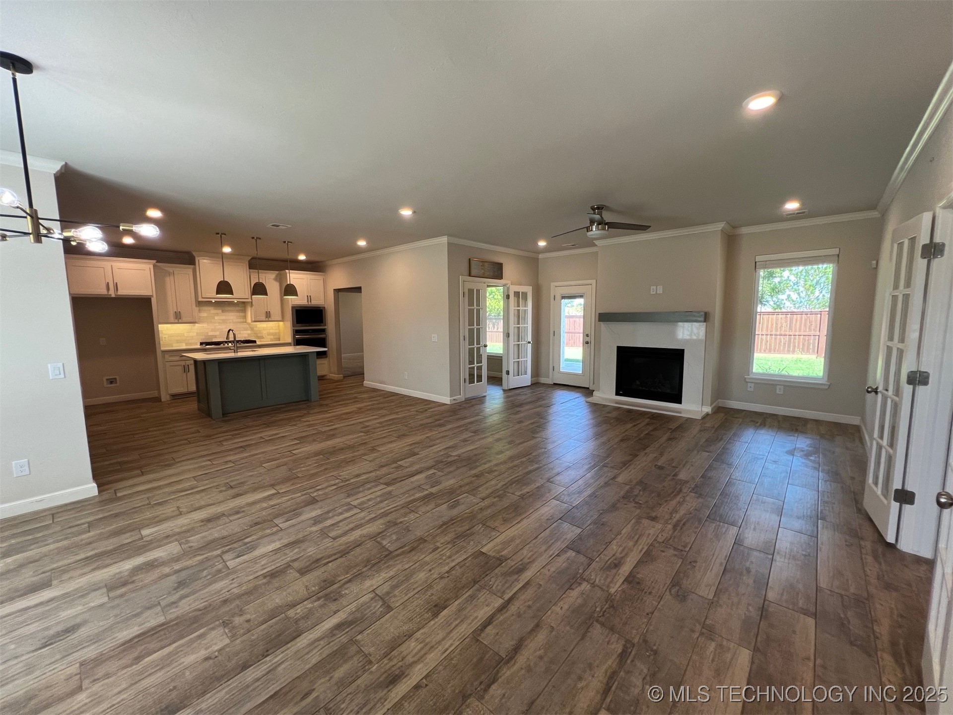 15700 Rockwell Park Lane Property Photo 5