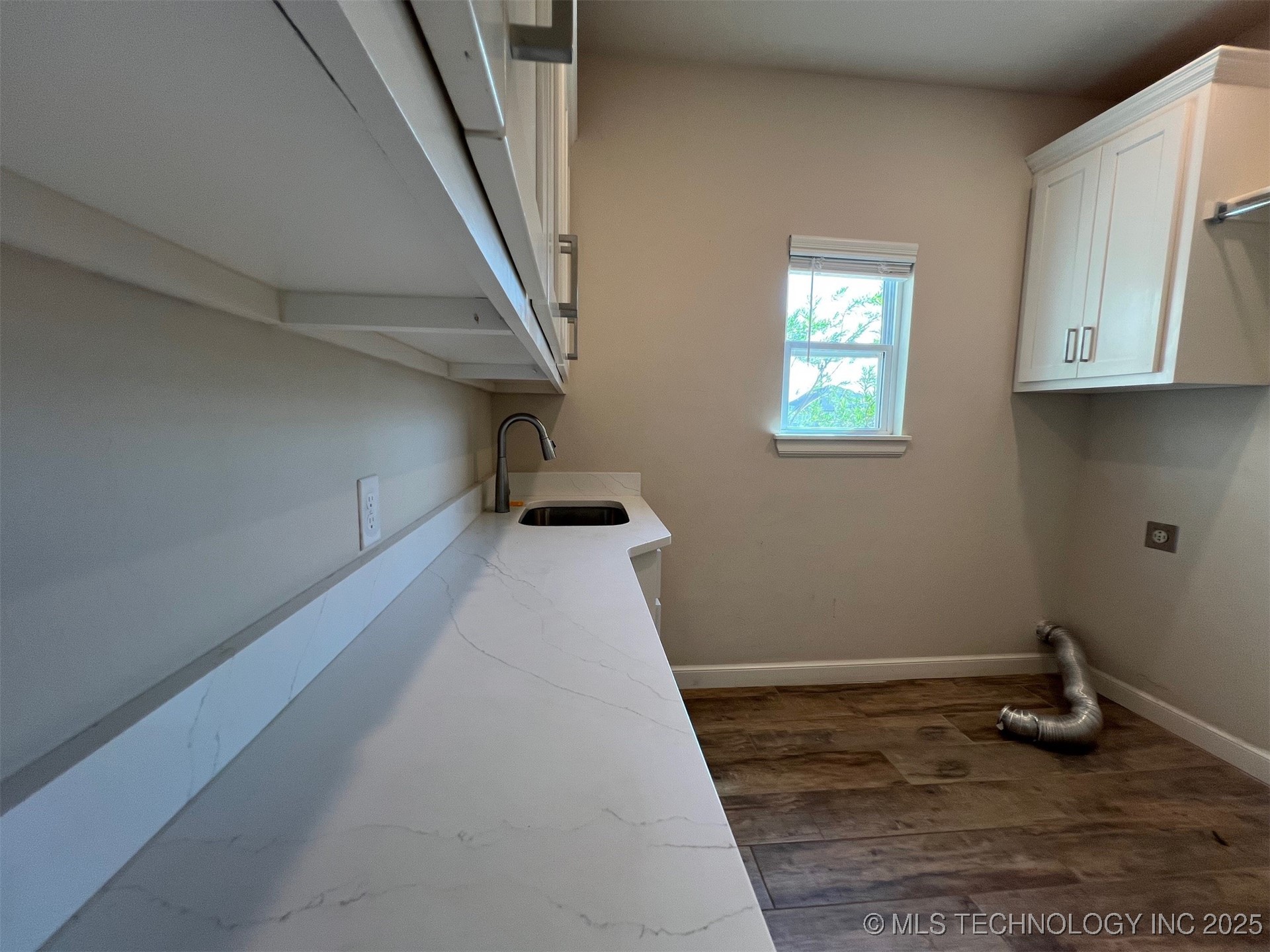 15700 Rockwell Park Lane Property Photo 13