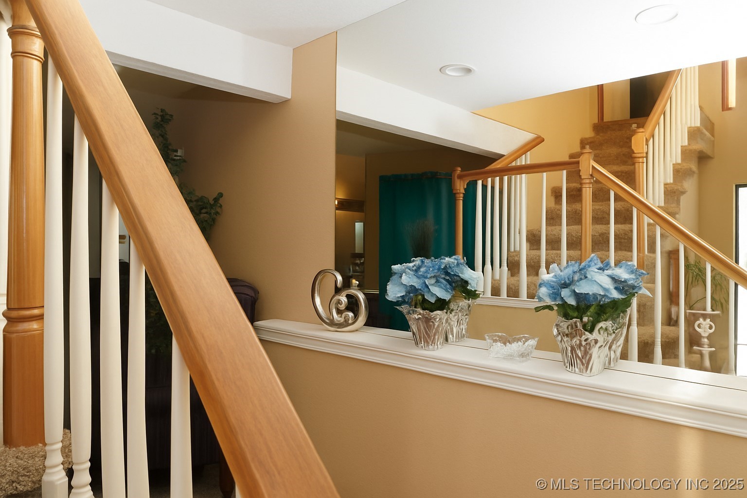 6307 E 94th Place Property Photo 6