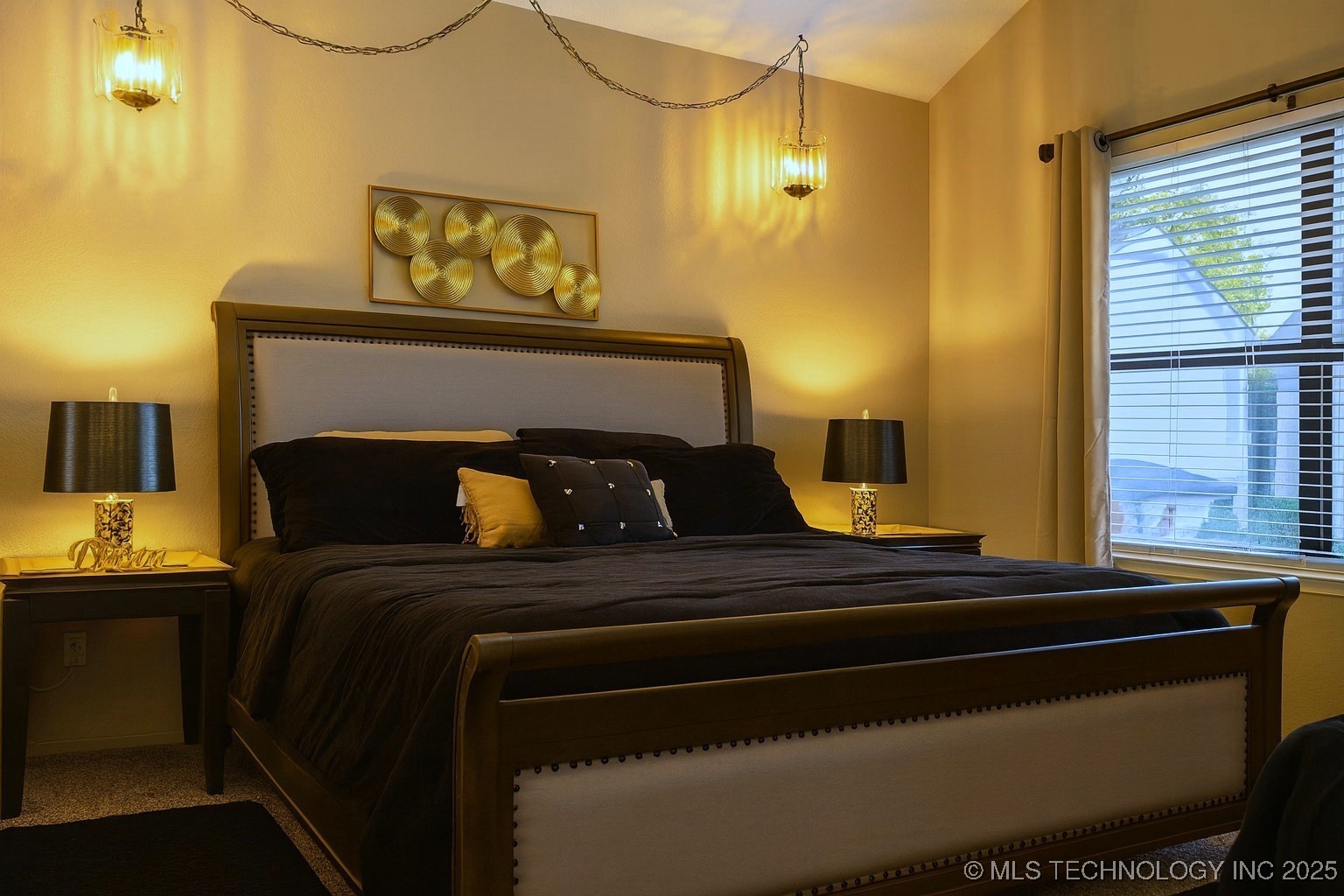 6307 E 94th Place Property Photo 12