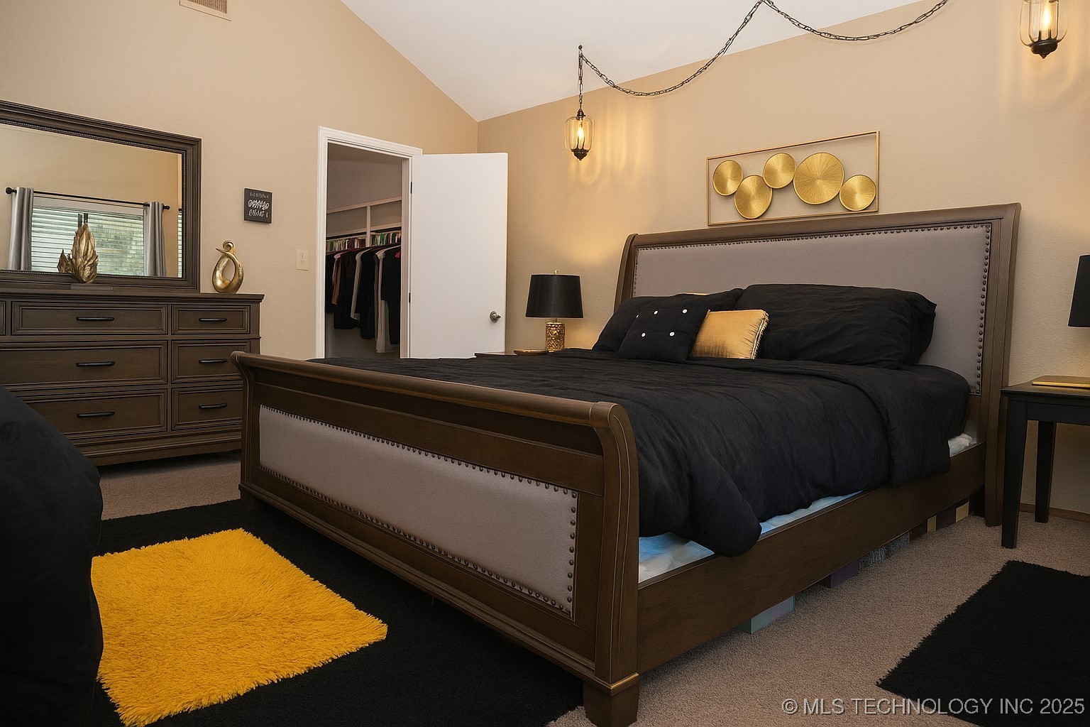 6307 E 94th Place Property Photo 13