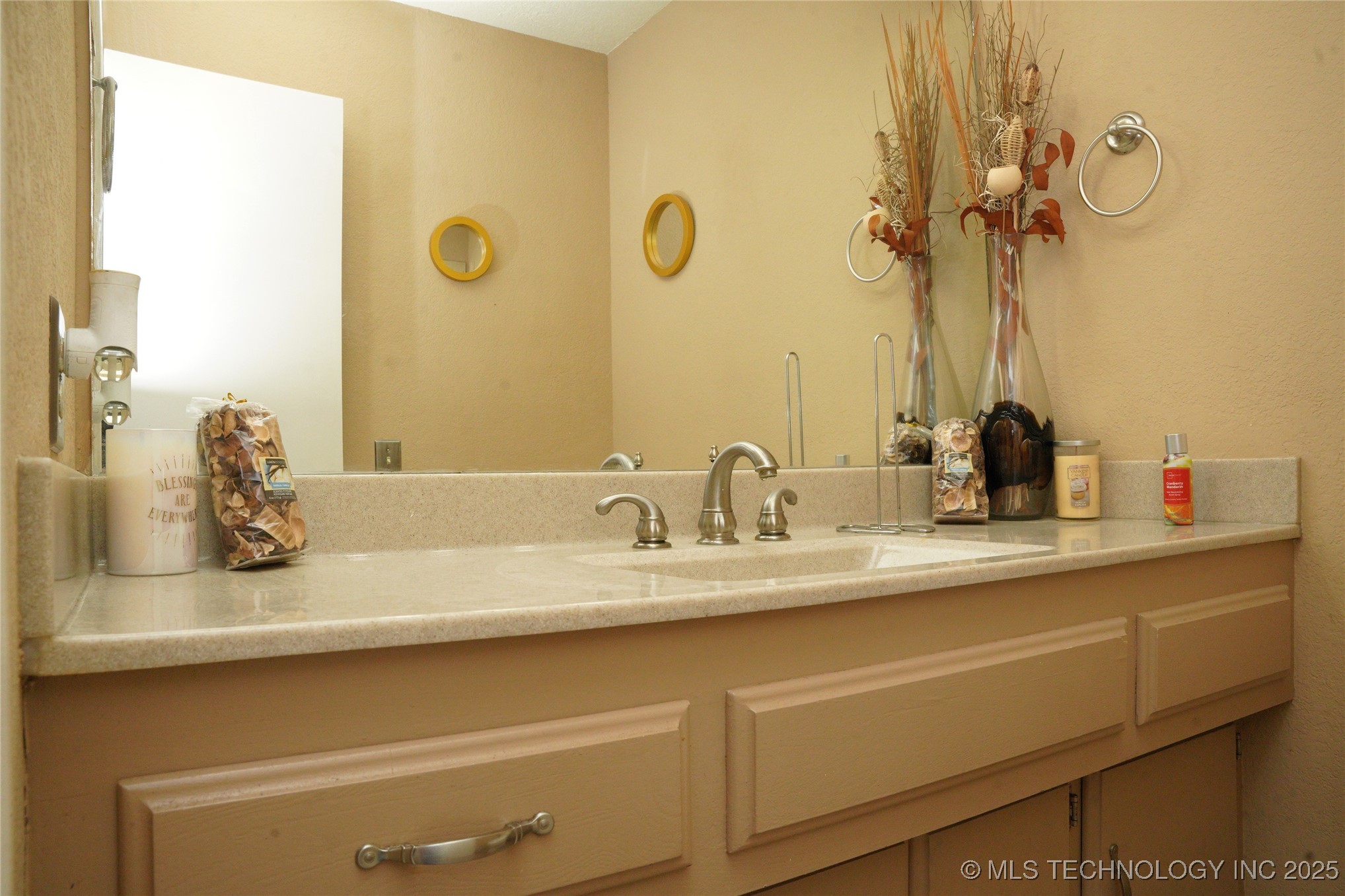 6307 E 94th Place Property Photo 20