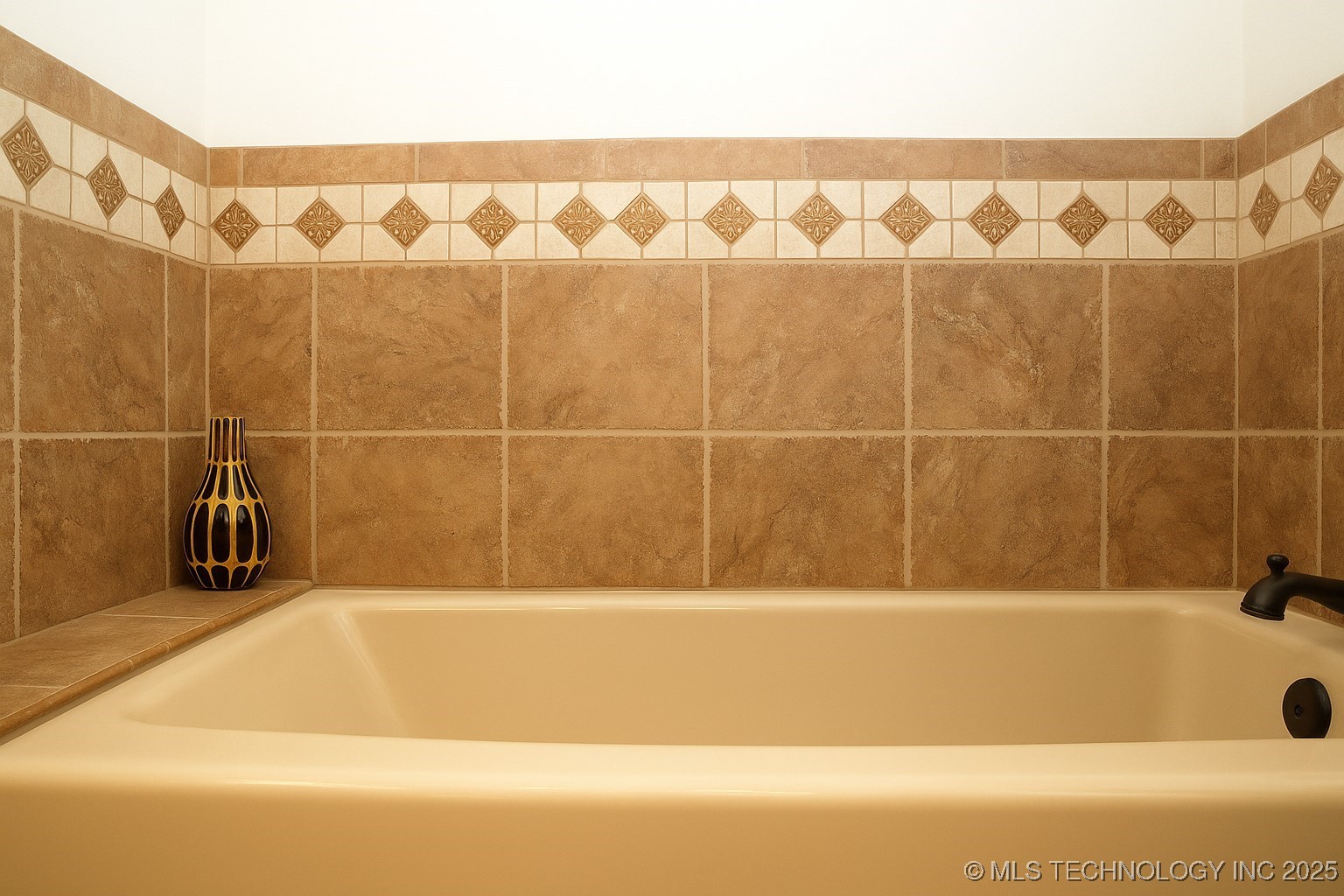 6307 E 94th Place Property Photo 22