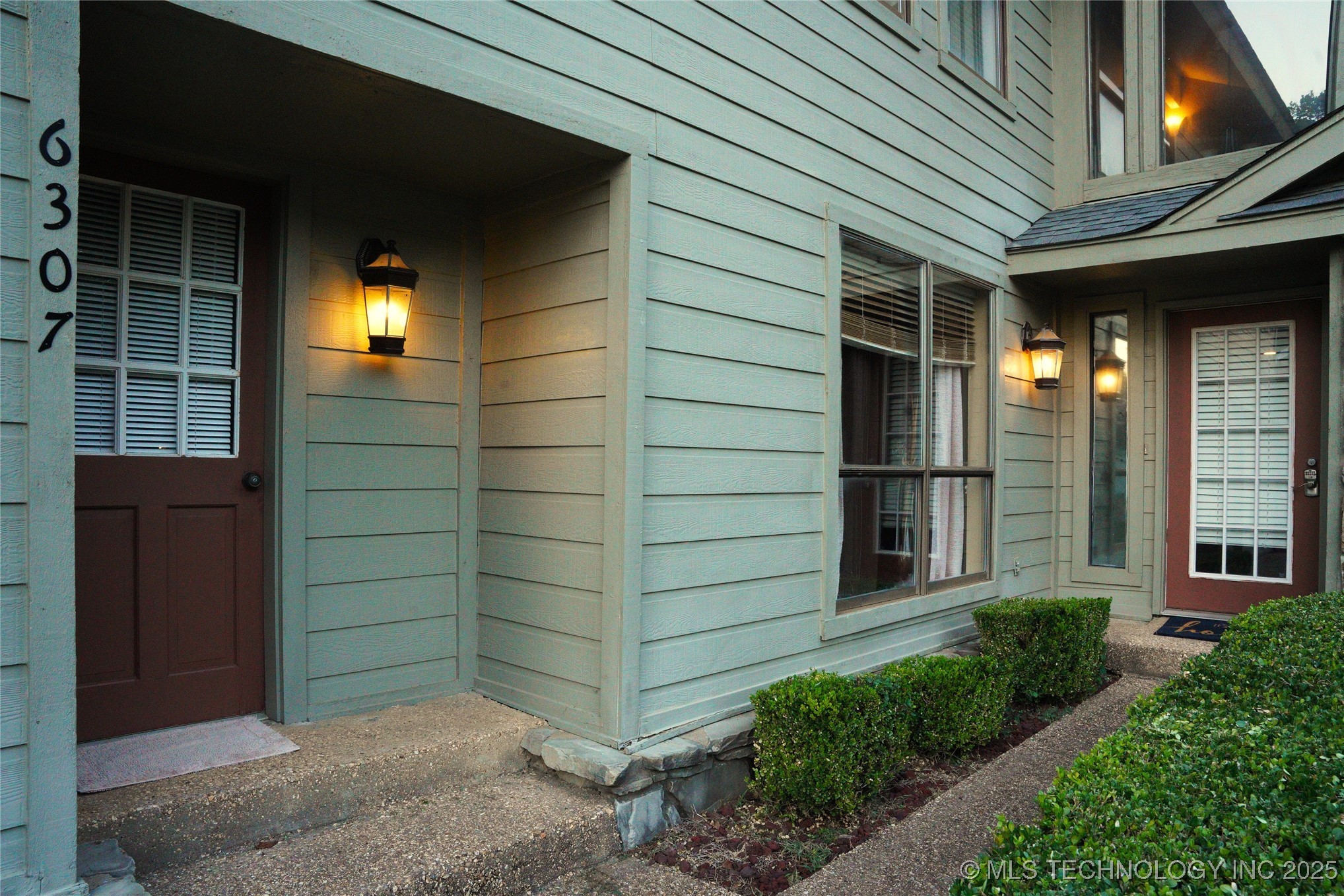 6307 E 94th Place Property Photo 31