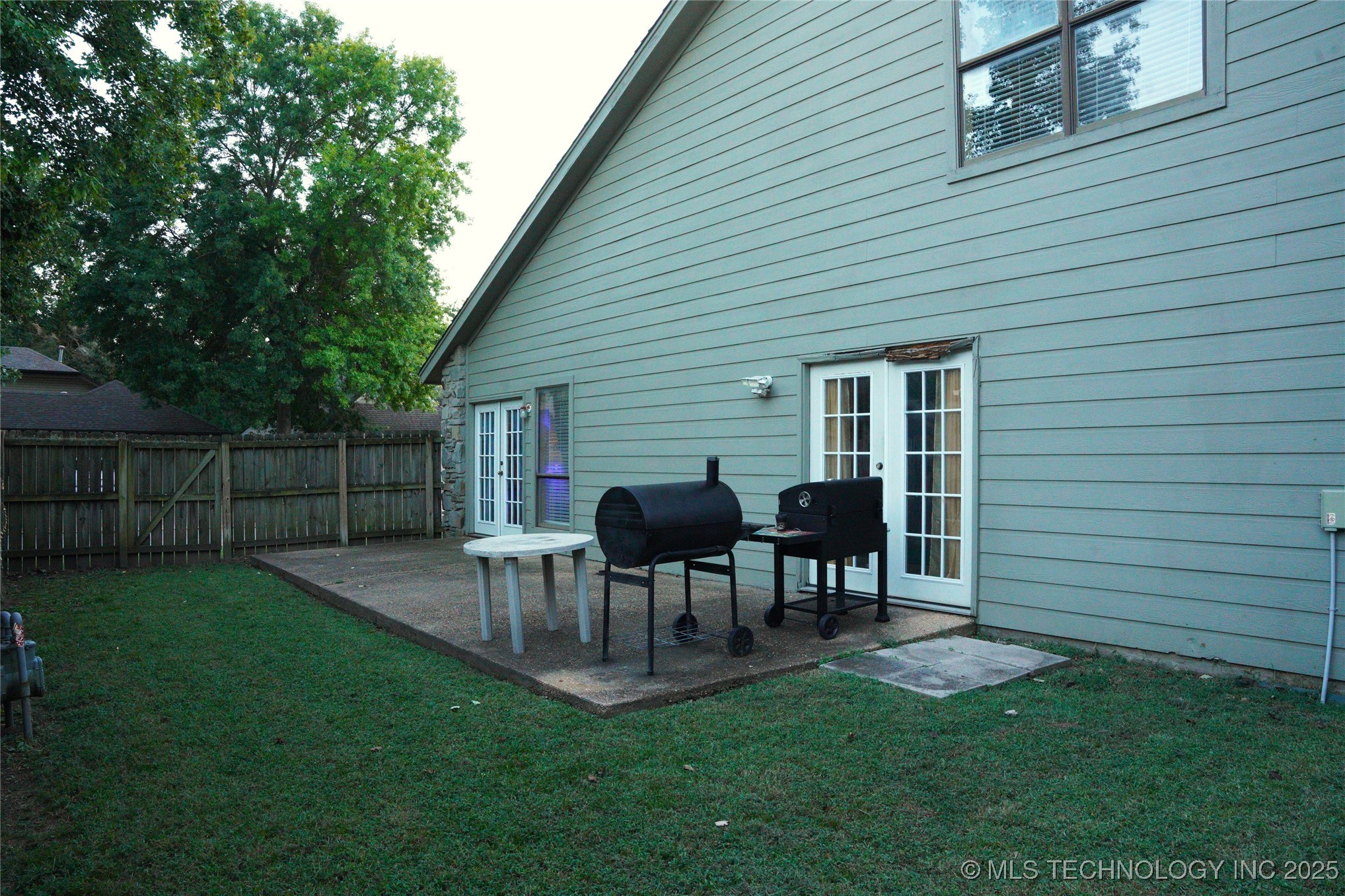 6307 E 94th Place Property Photo 32