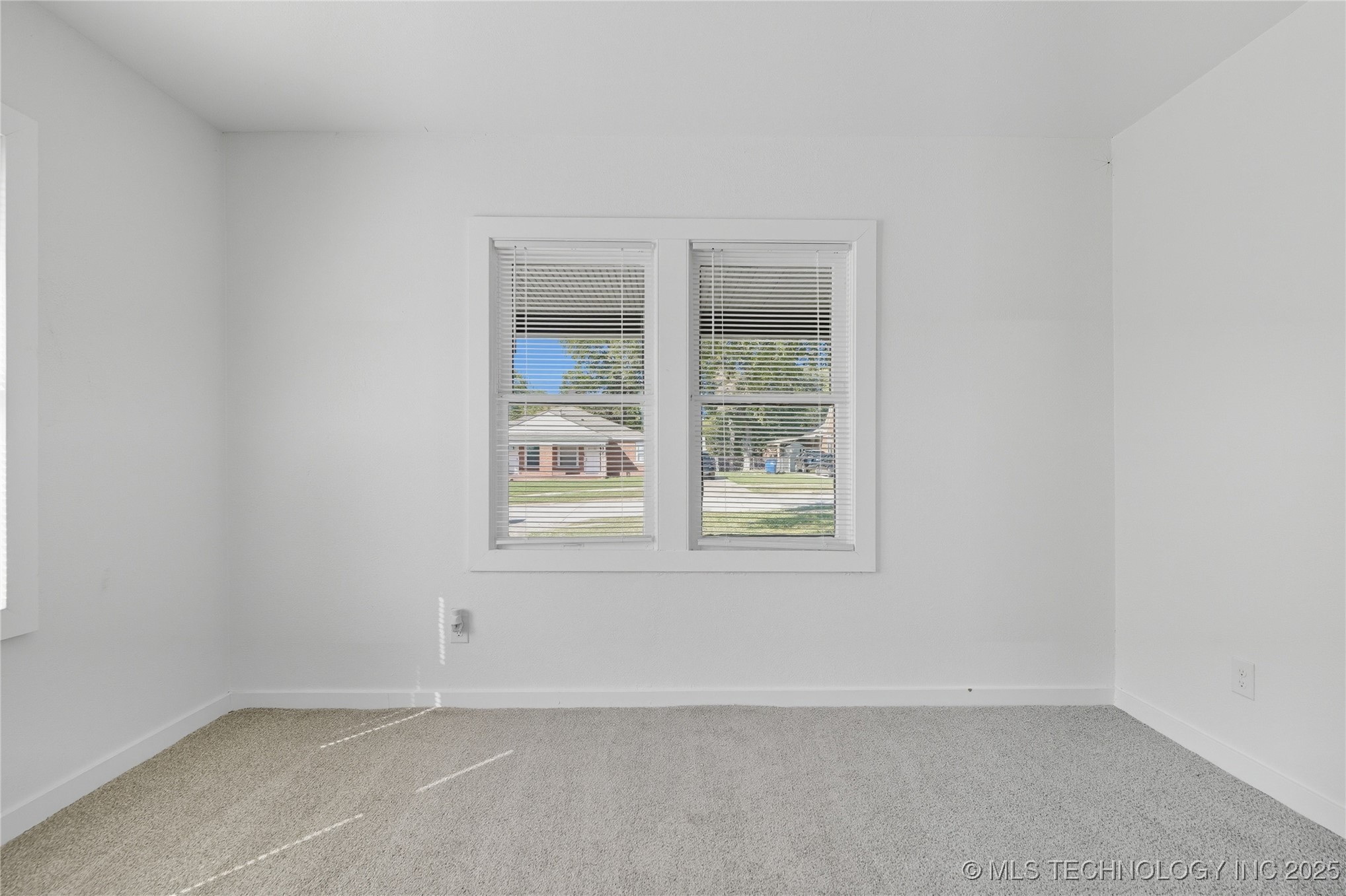 2537 N Boston Avenue Property Photo 20