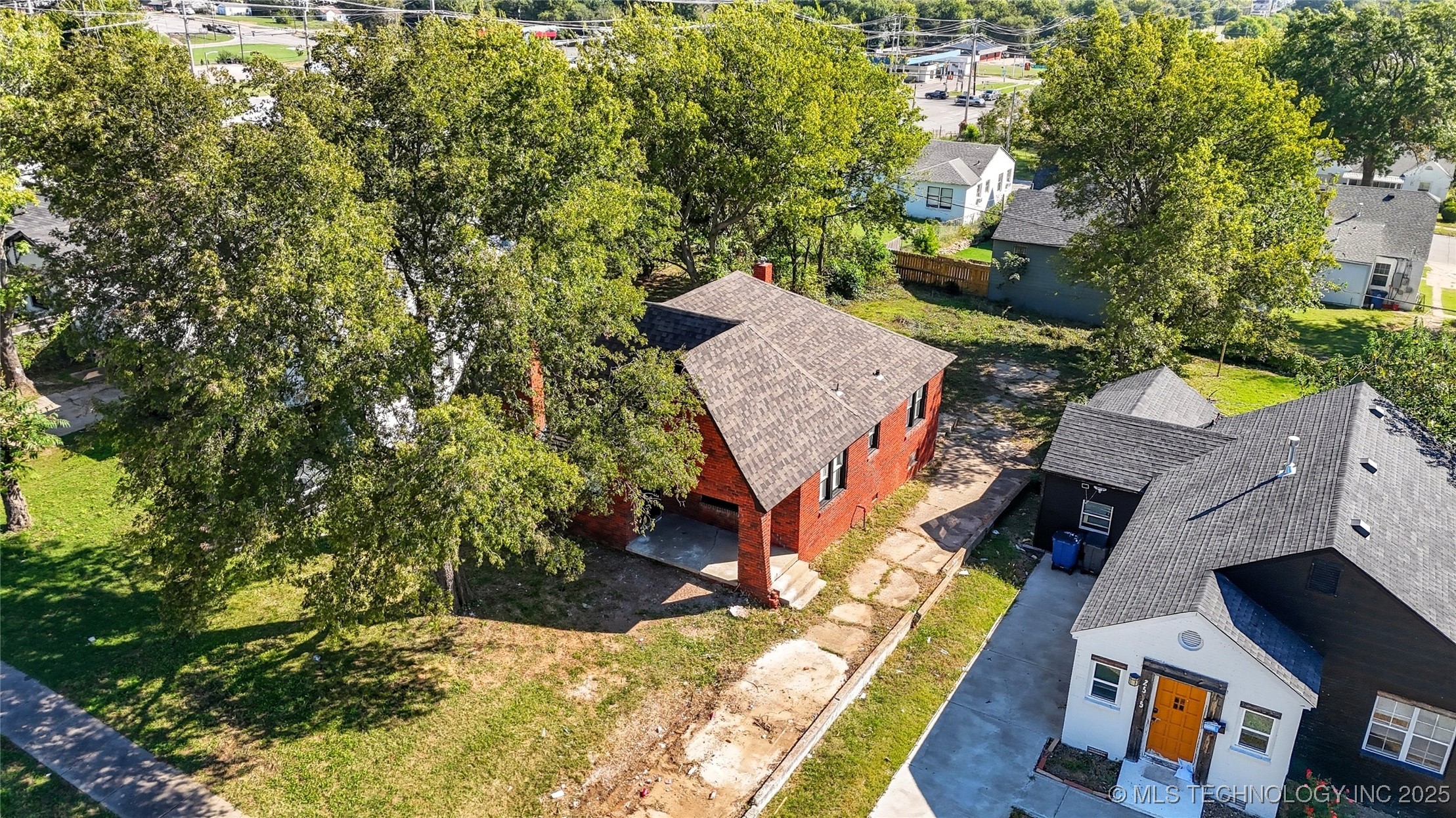 2537 N Boston Avenue Property Photo 23