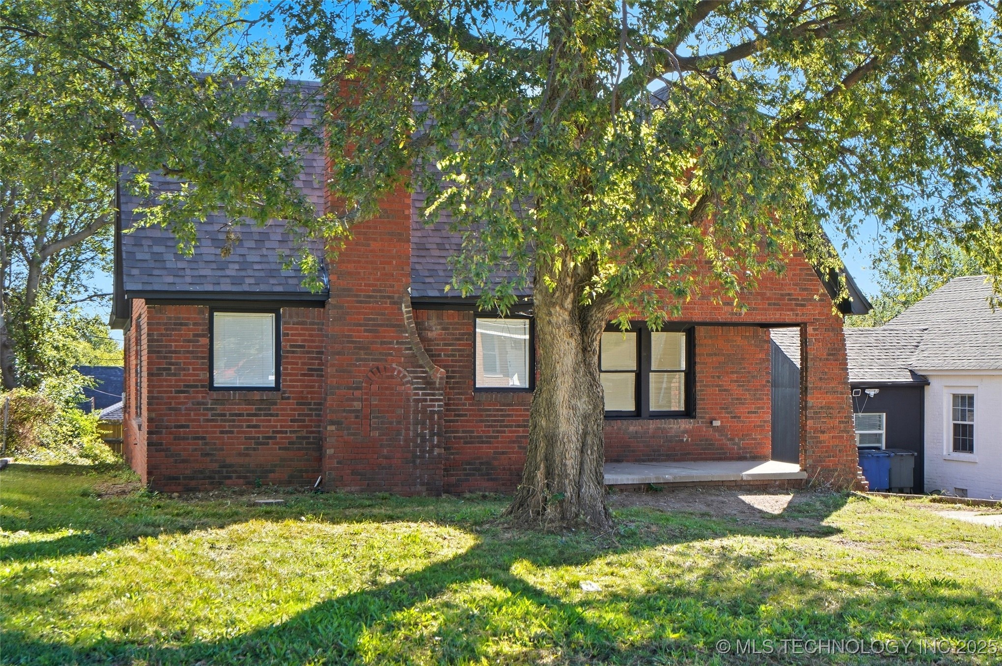 2537 N Boston Avenue Property Photo 25