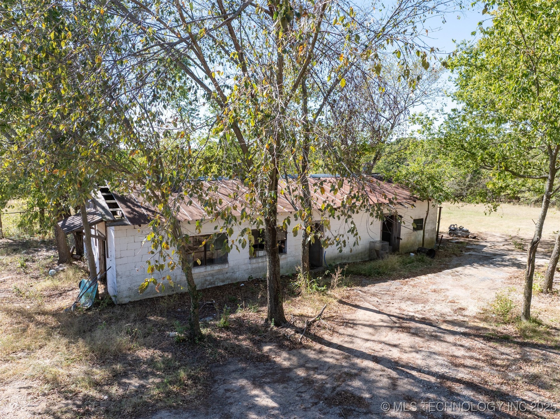10450 County Road 1490 Road Property Photo 7