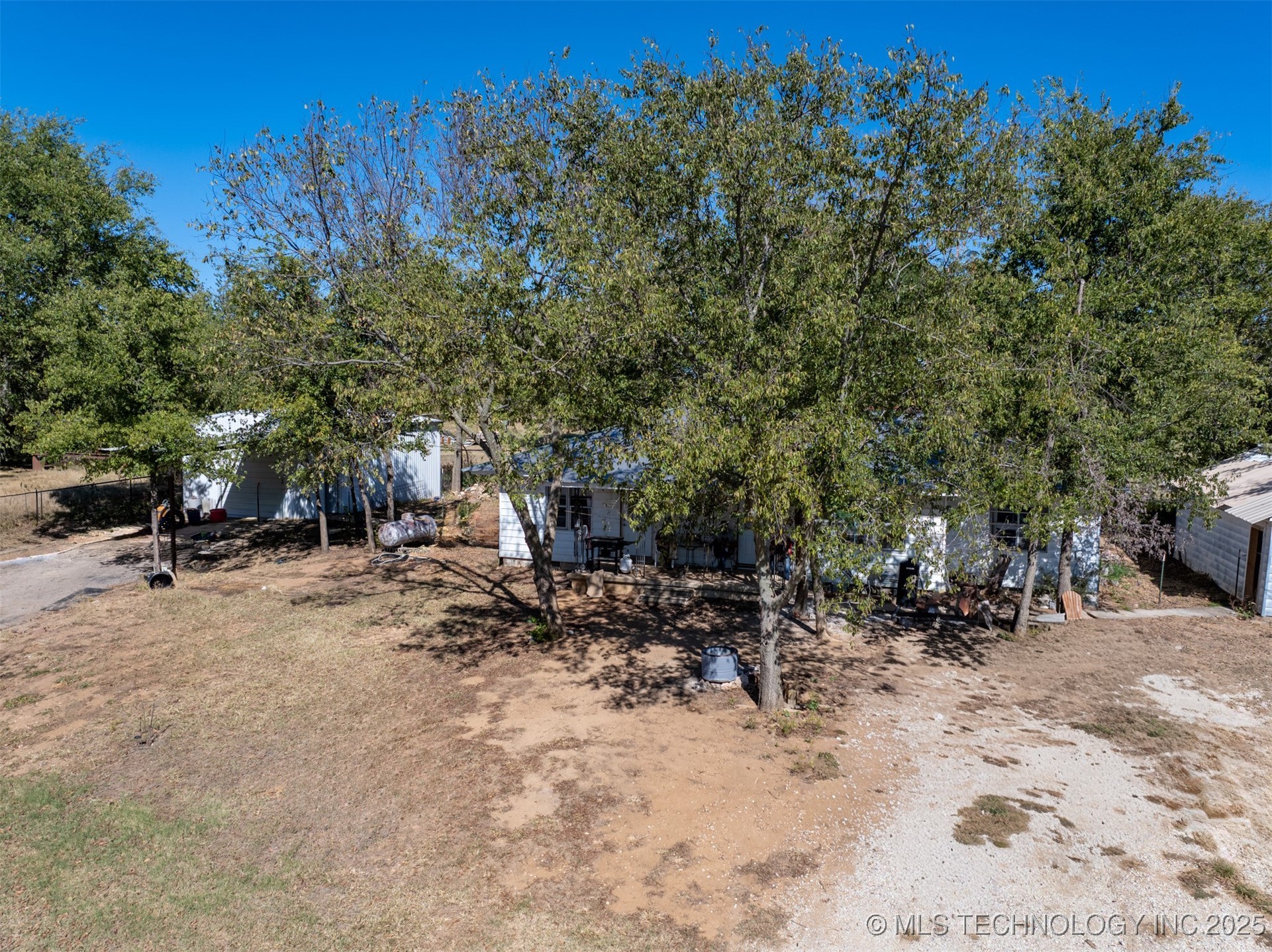 10450 County Road 1490 Road Property Photo 9