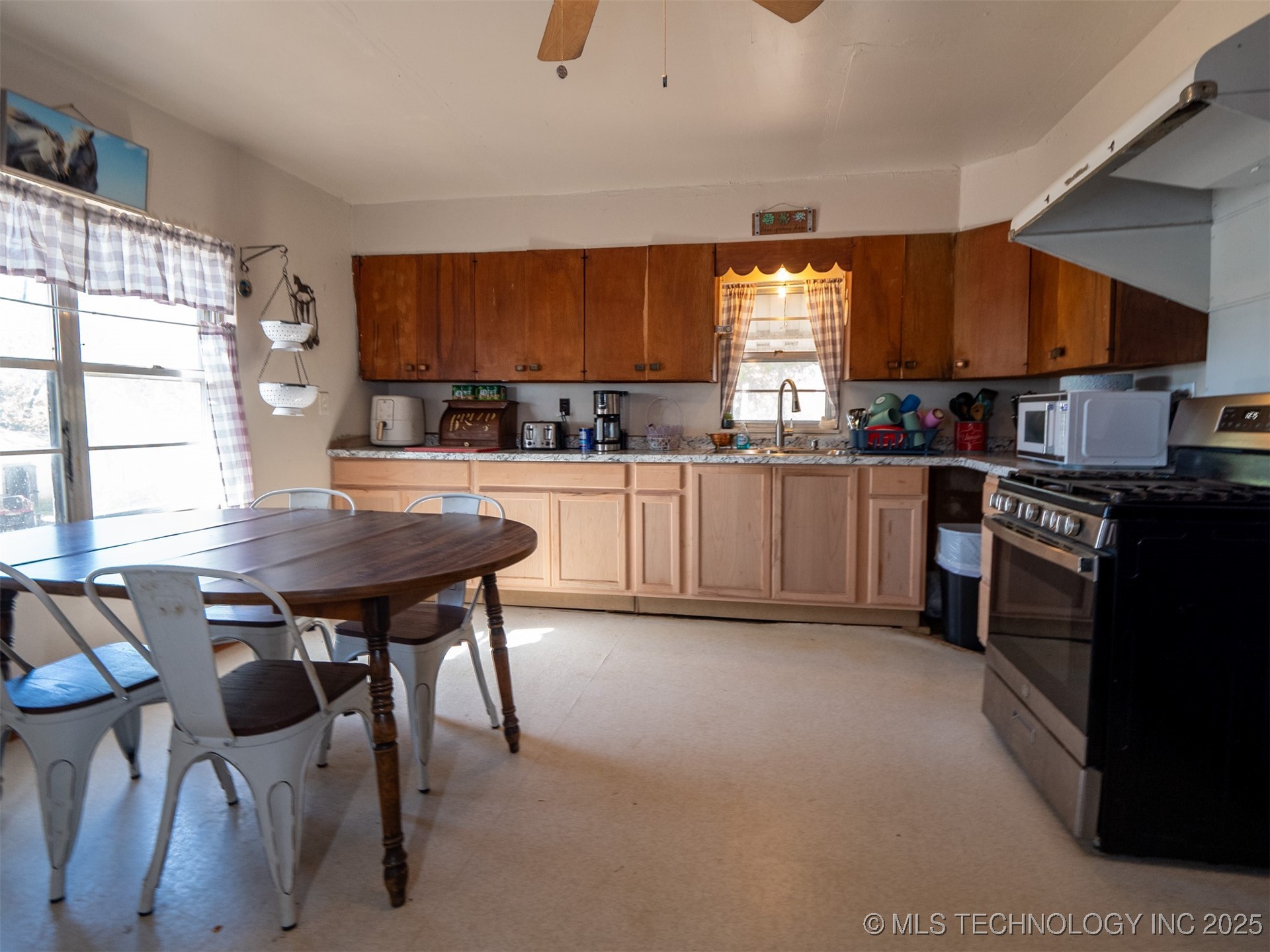 10450 County Road 1490 Road Property Photo 37