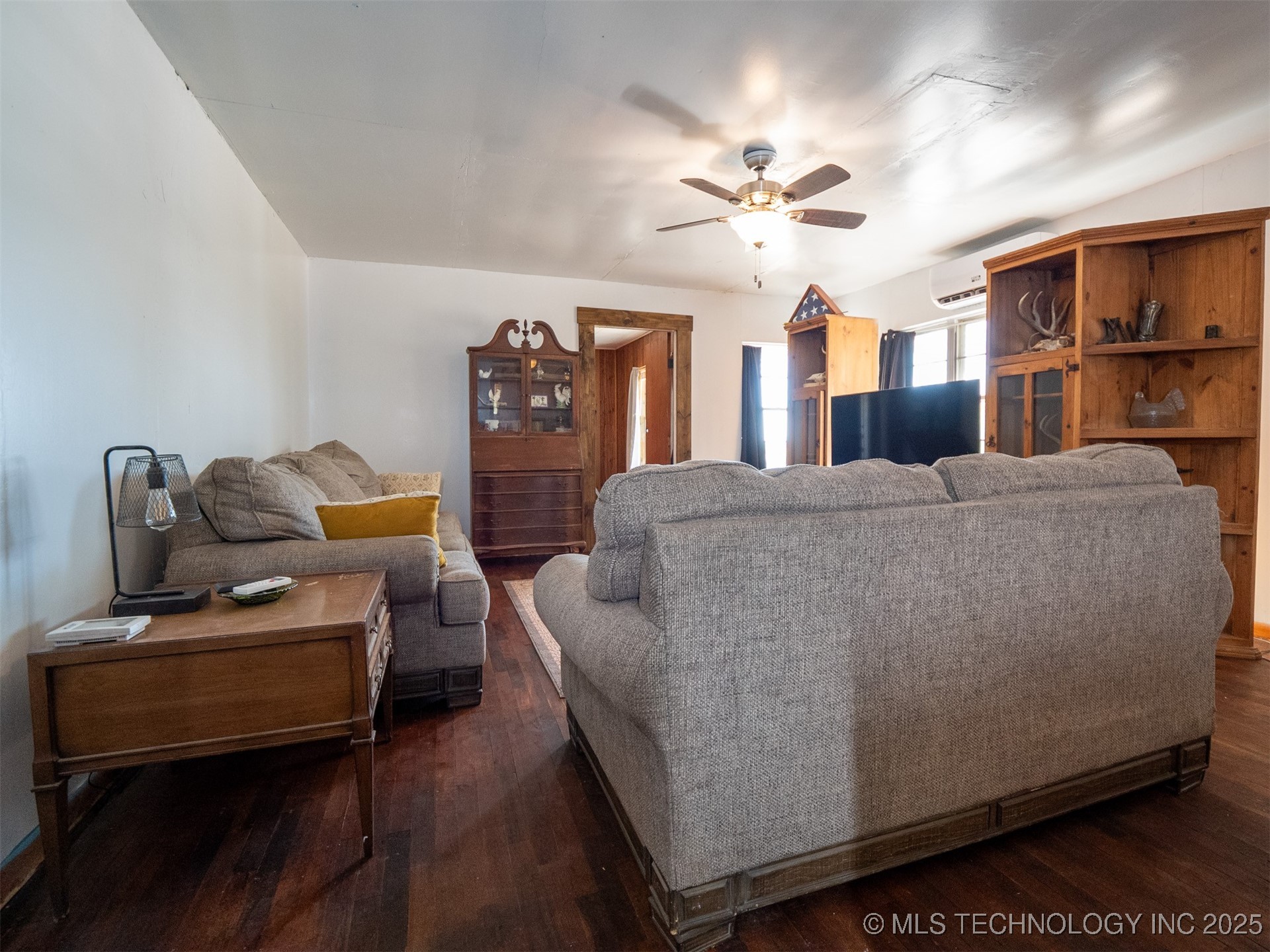 10450 County Road 1490 Road Property Photo 43