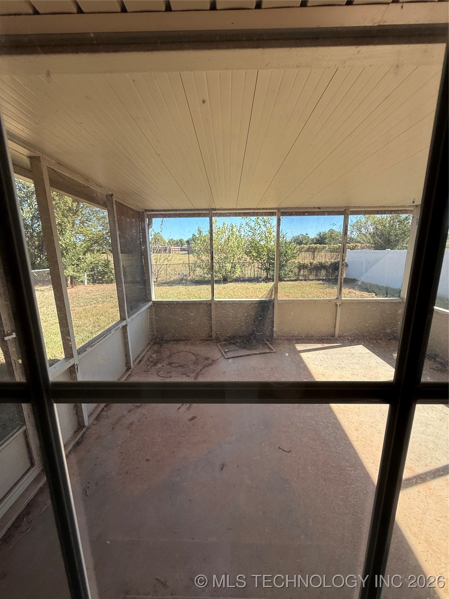 5404 S Huddleston Street Property Photo 10