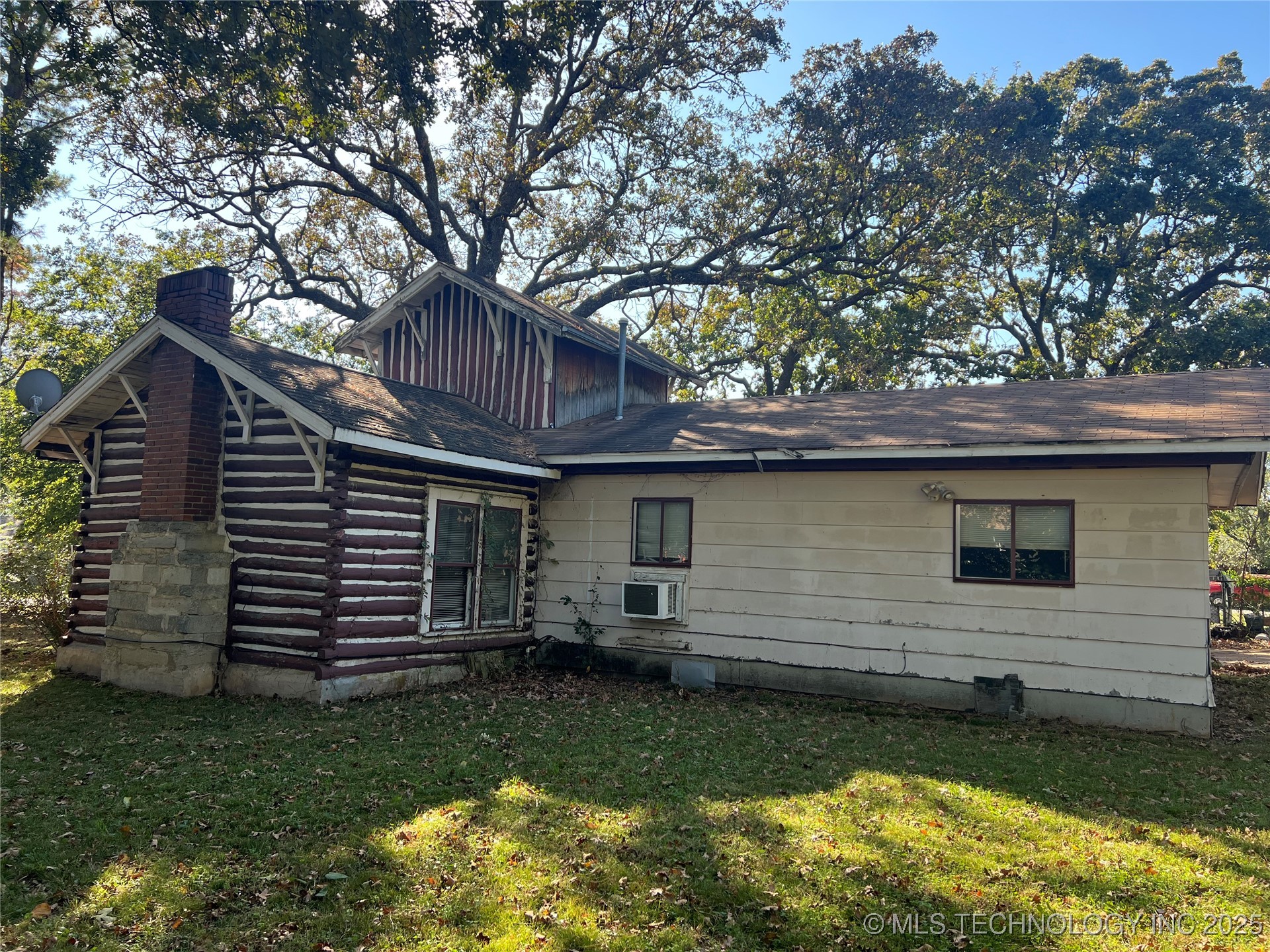 103 W Frontier Street Property Photo 4