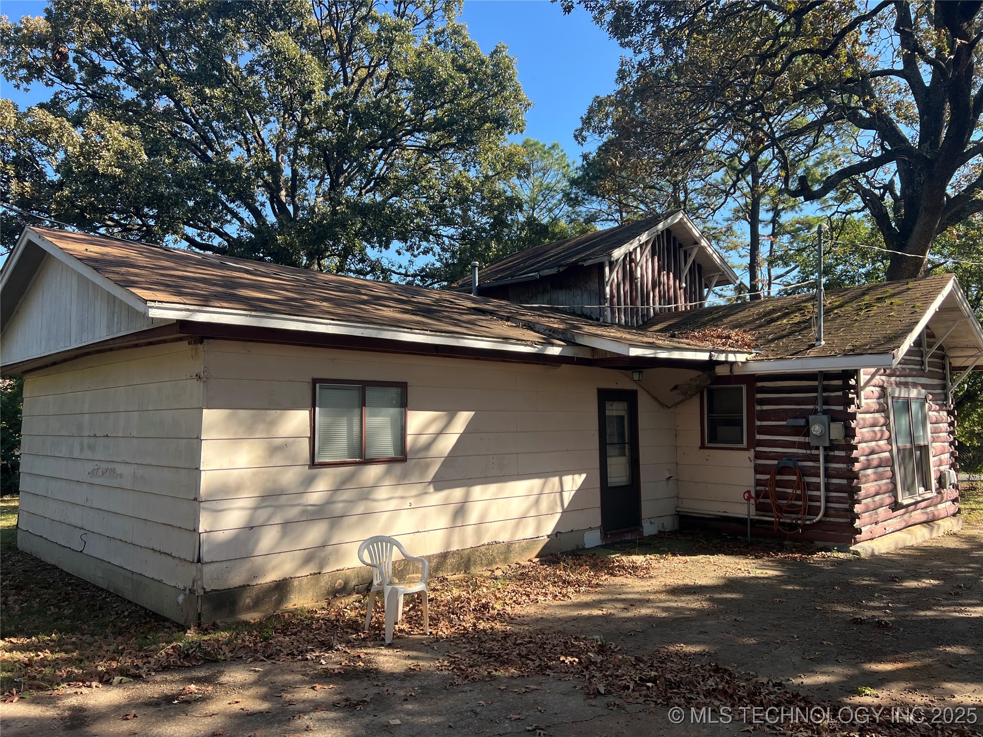 103 W Frontier Street Property Photo 6