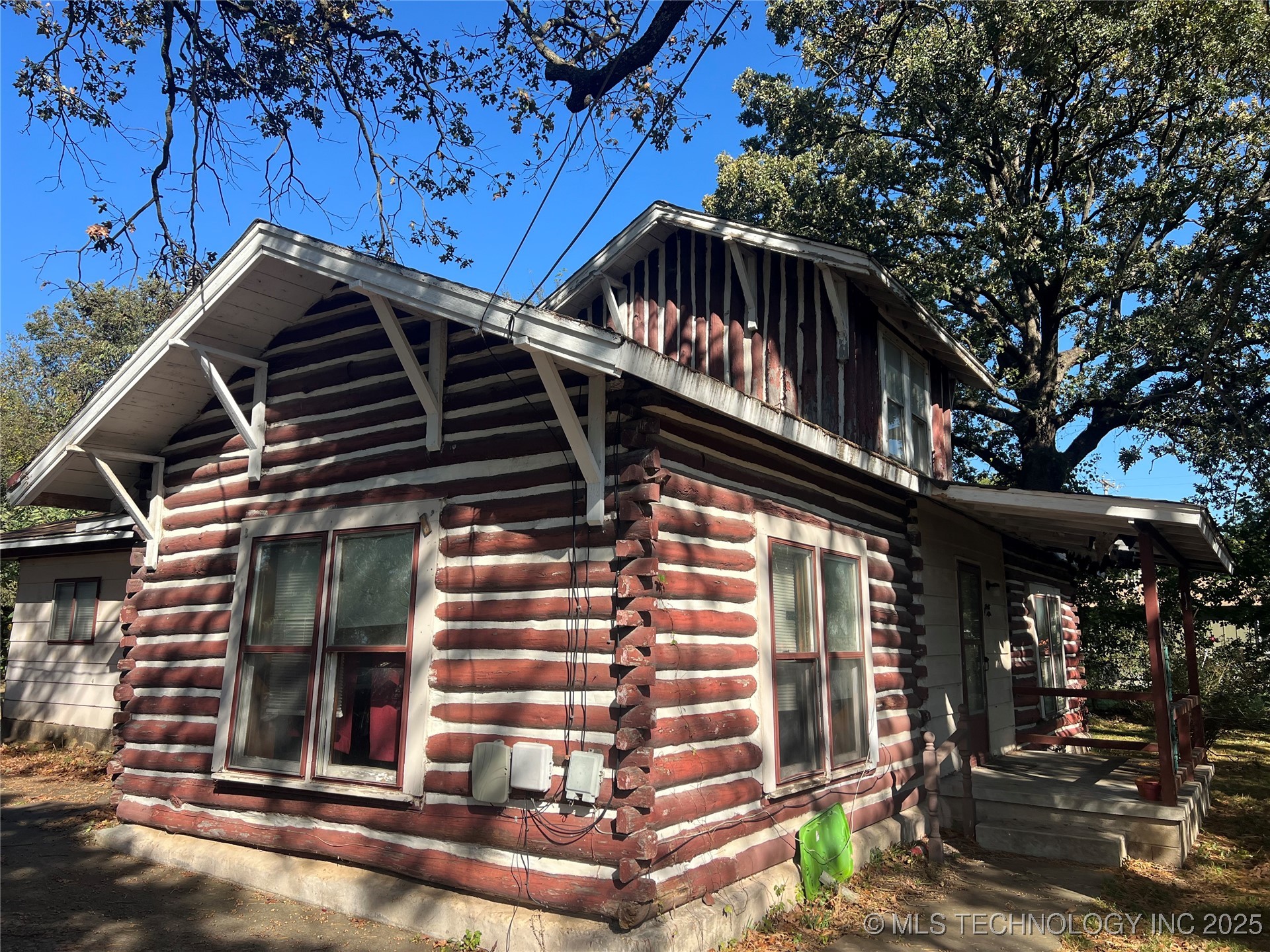 103 W Frontier Street Property Photo 8