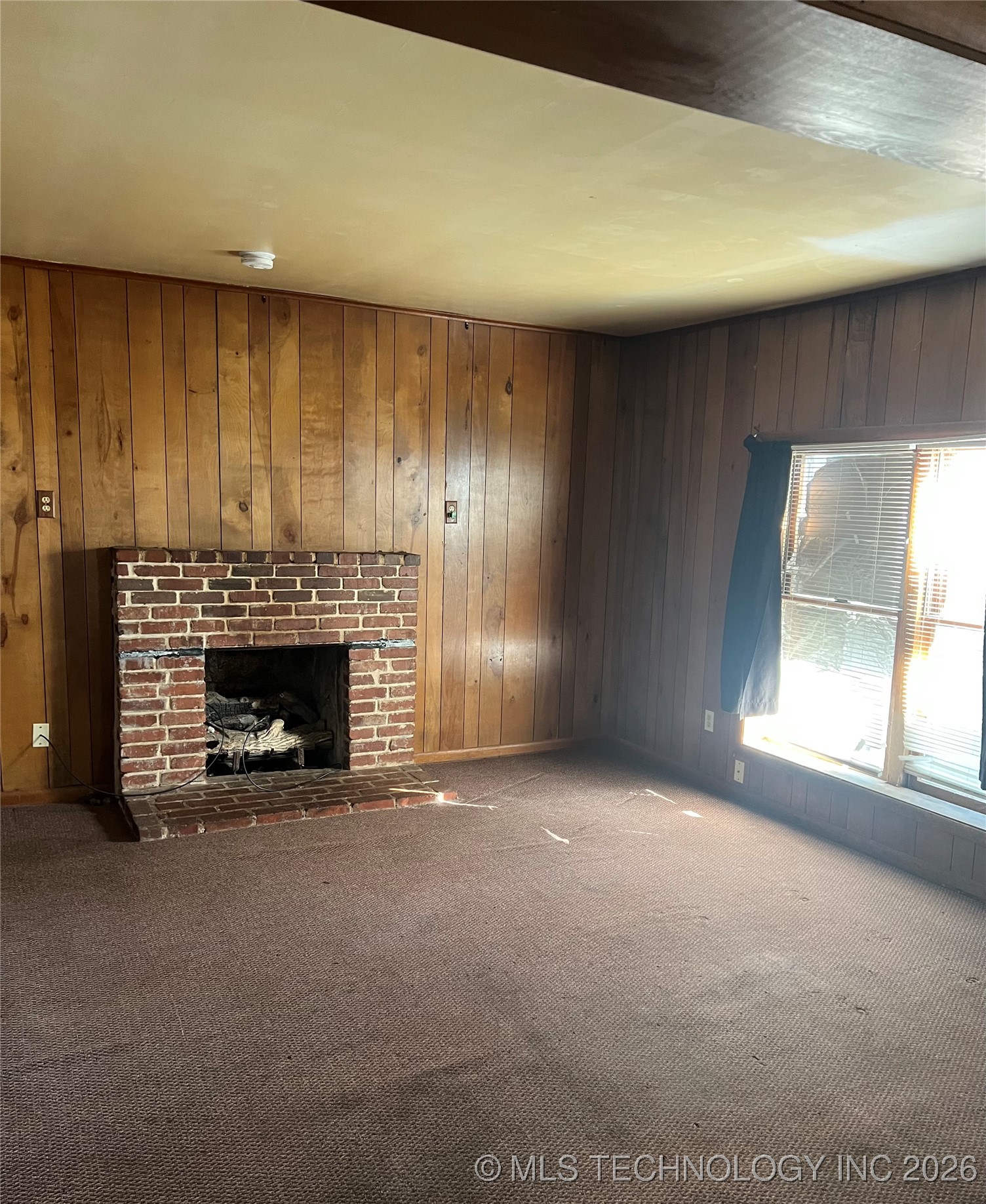 103 W Frontier Street Property Photo 14