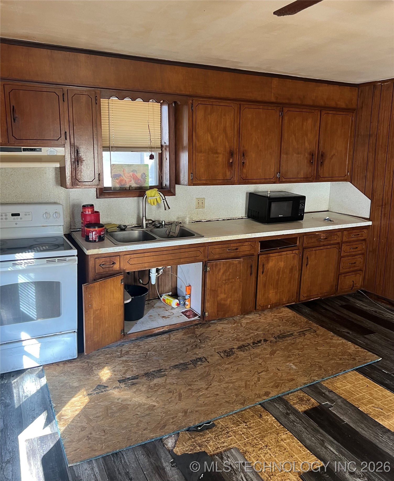 103 W Frontier Street Property Photo 16