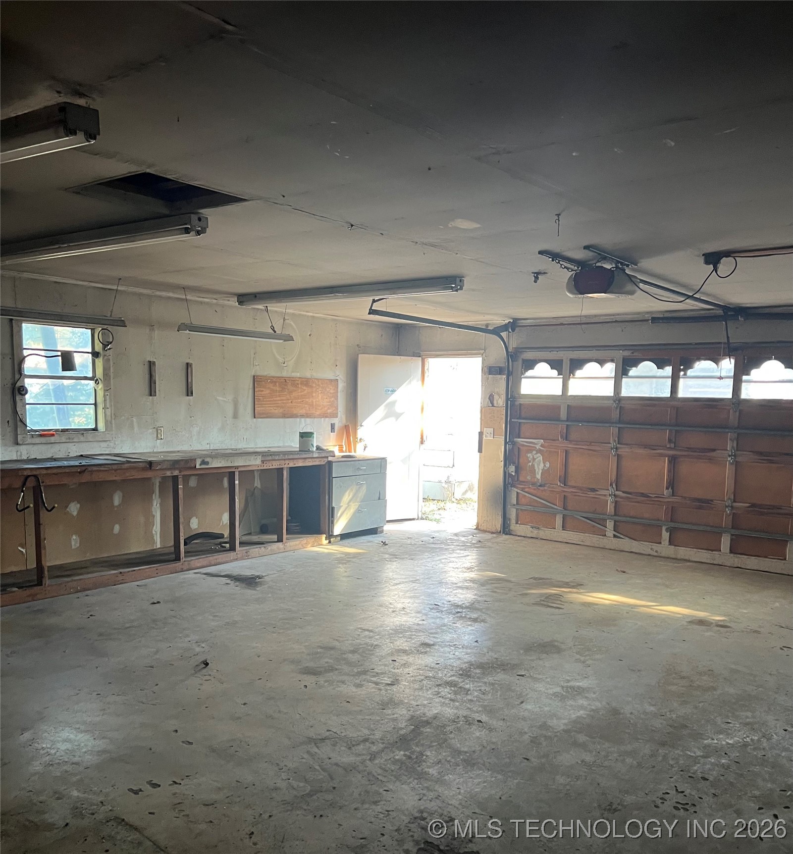 103 W Frontier Street Property Photo 27