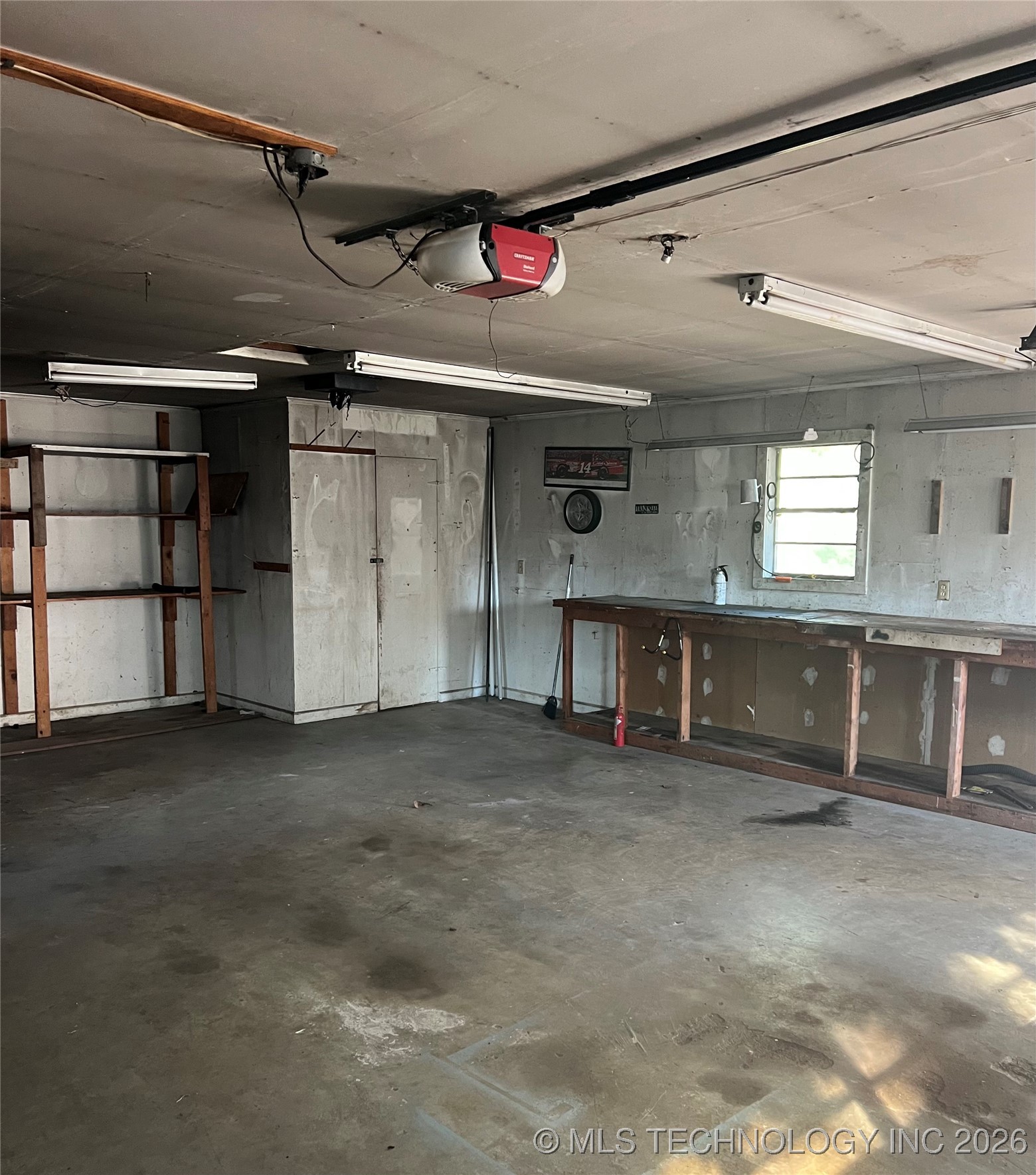 103 W Frontier Street Property Photo 28