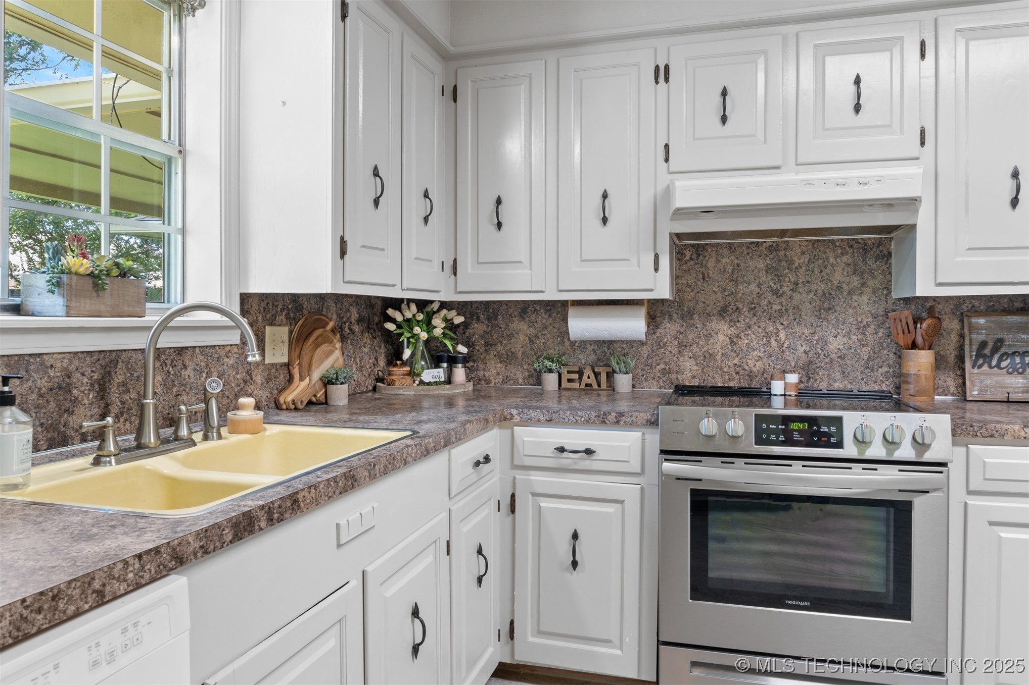 1413 Sunny Property Photo 11