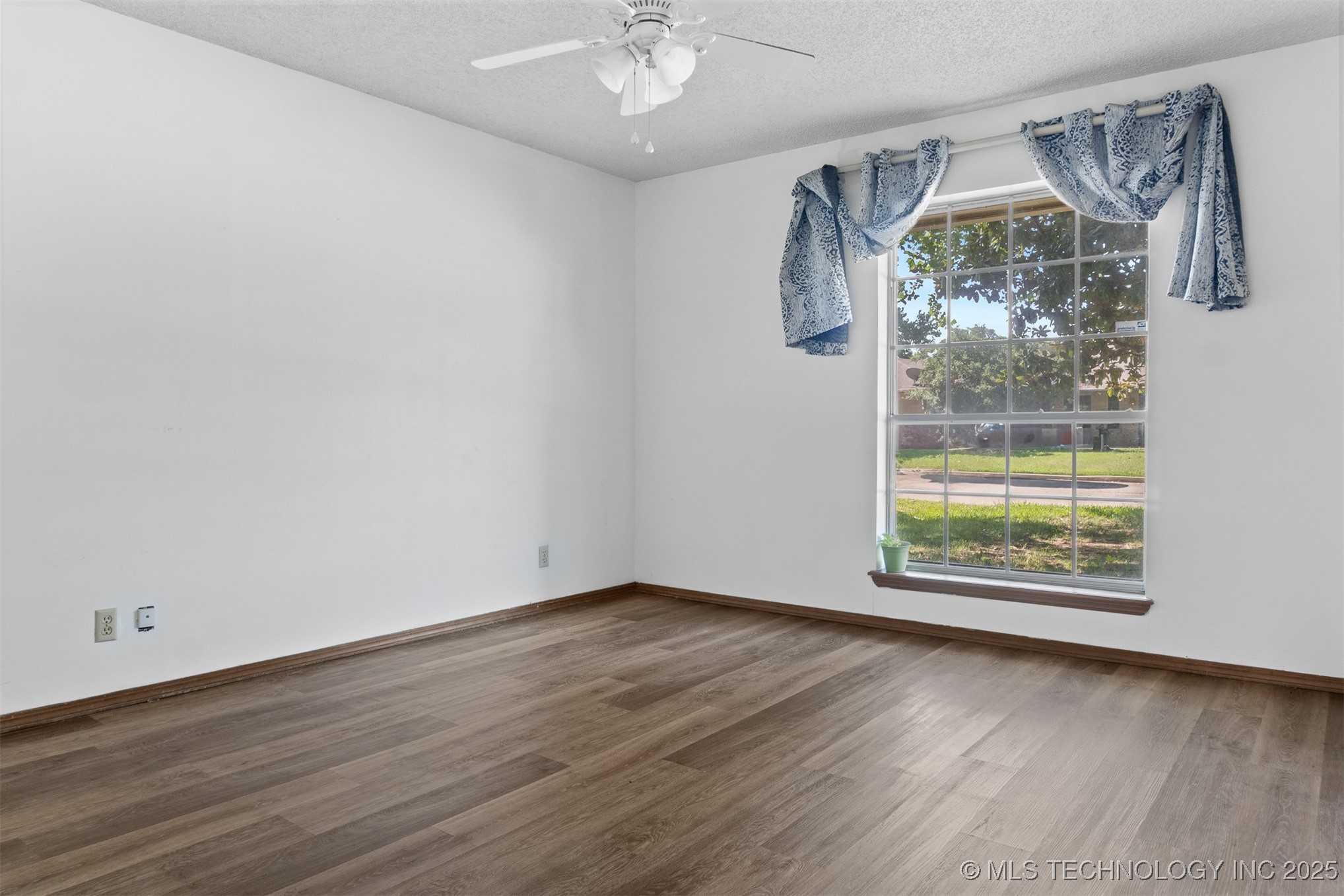 1413 Sunny Property Photo 31