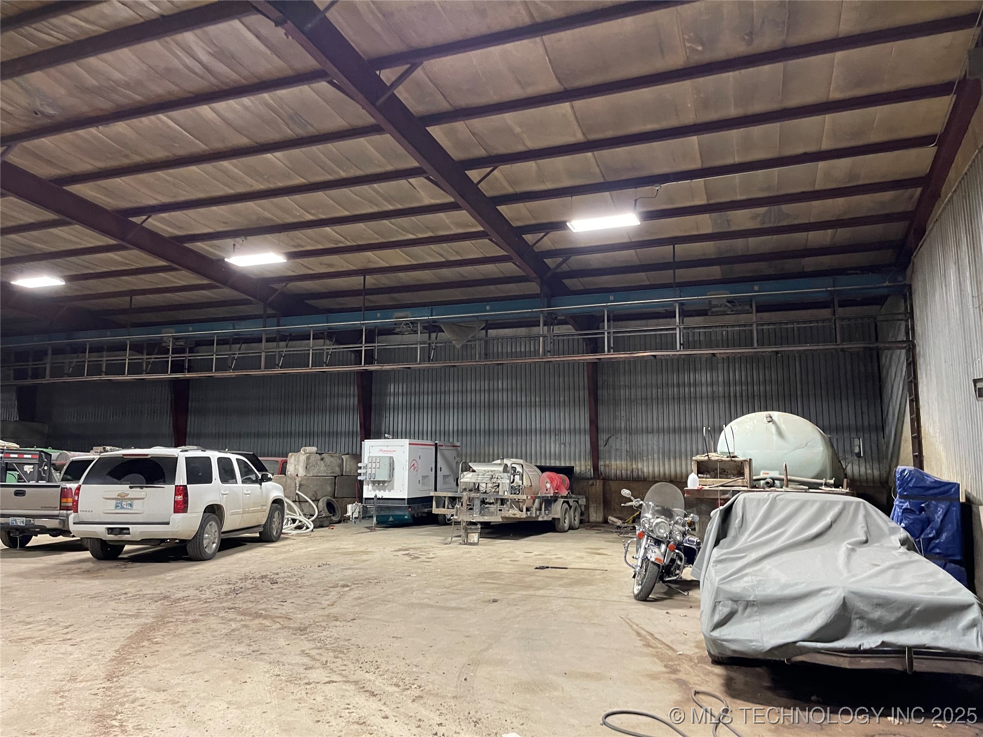 1400 E Washington Property Photo 7