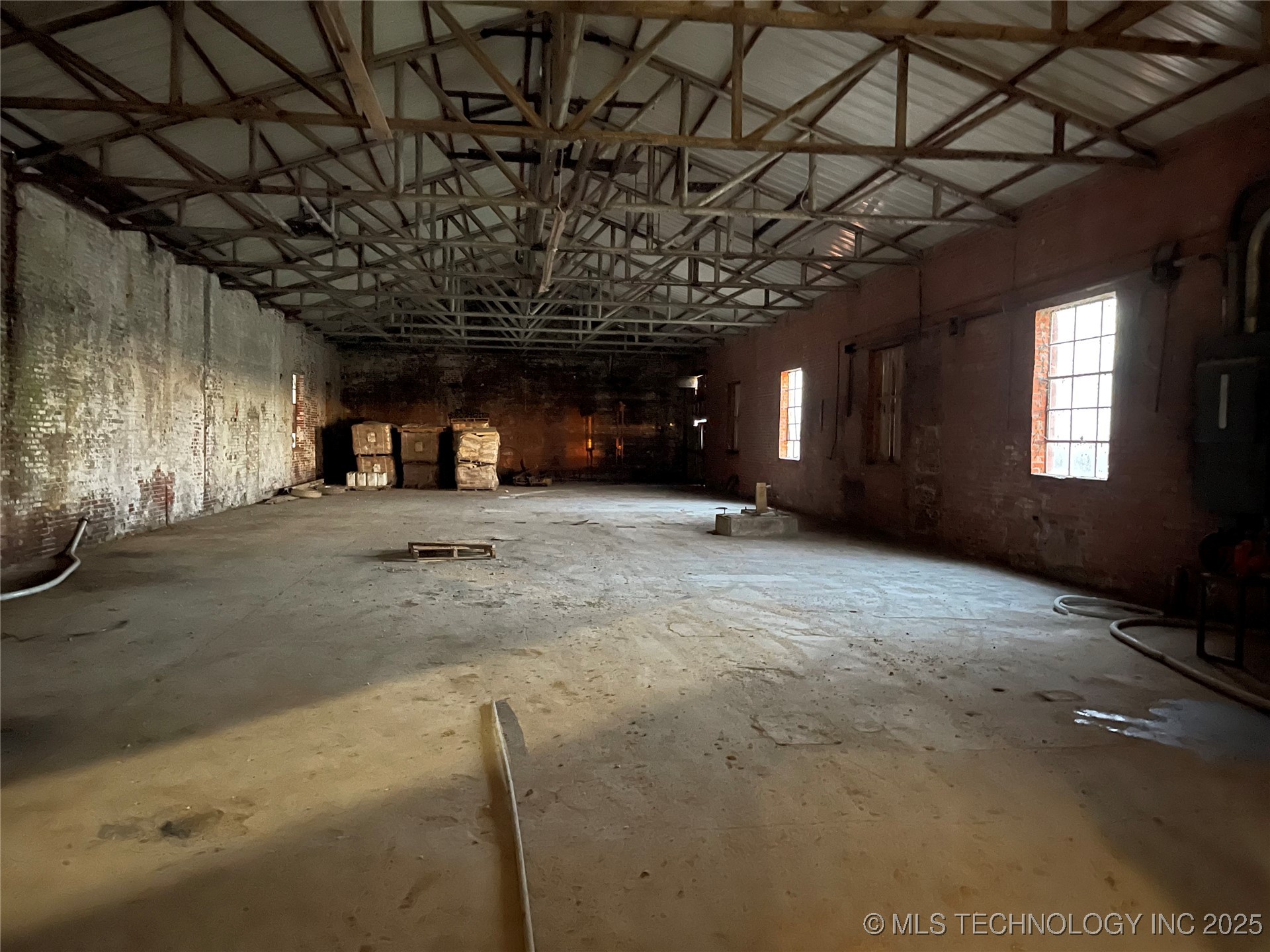 1400 E Washington Property Photo 16