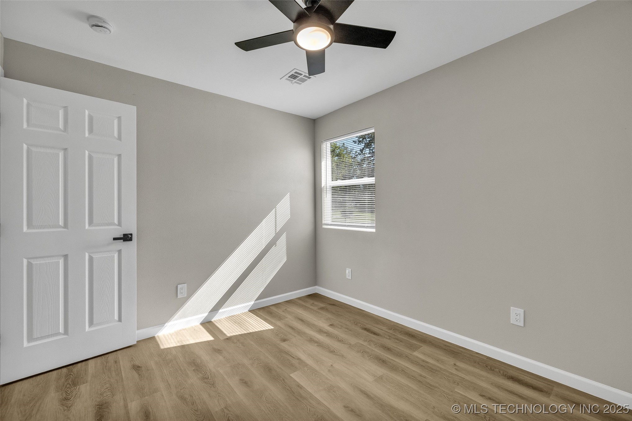 524 N Norwood Avenue Property Photo 34