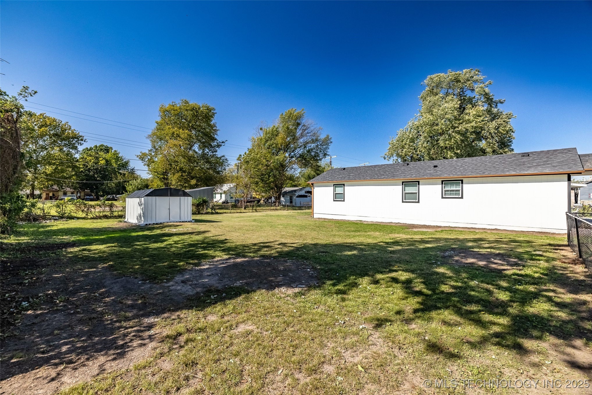 524 N Norwood Avenue Property Photo 40