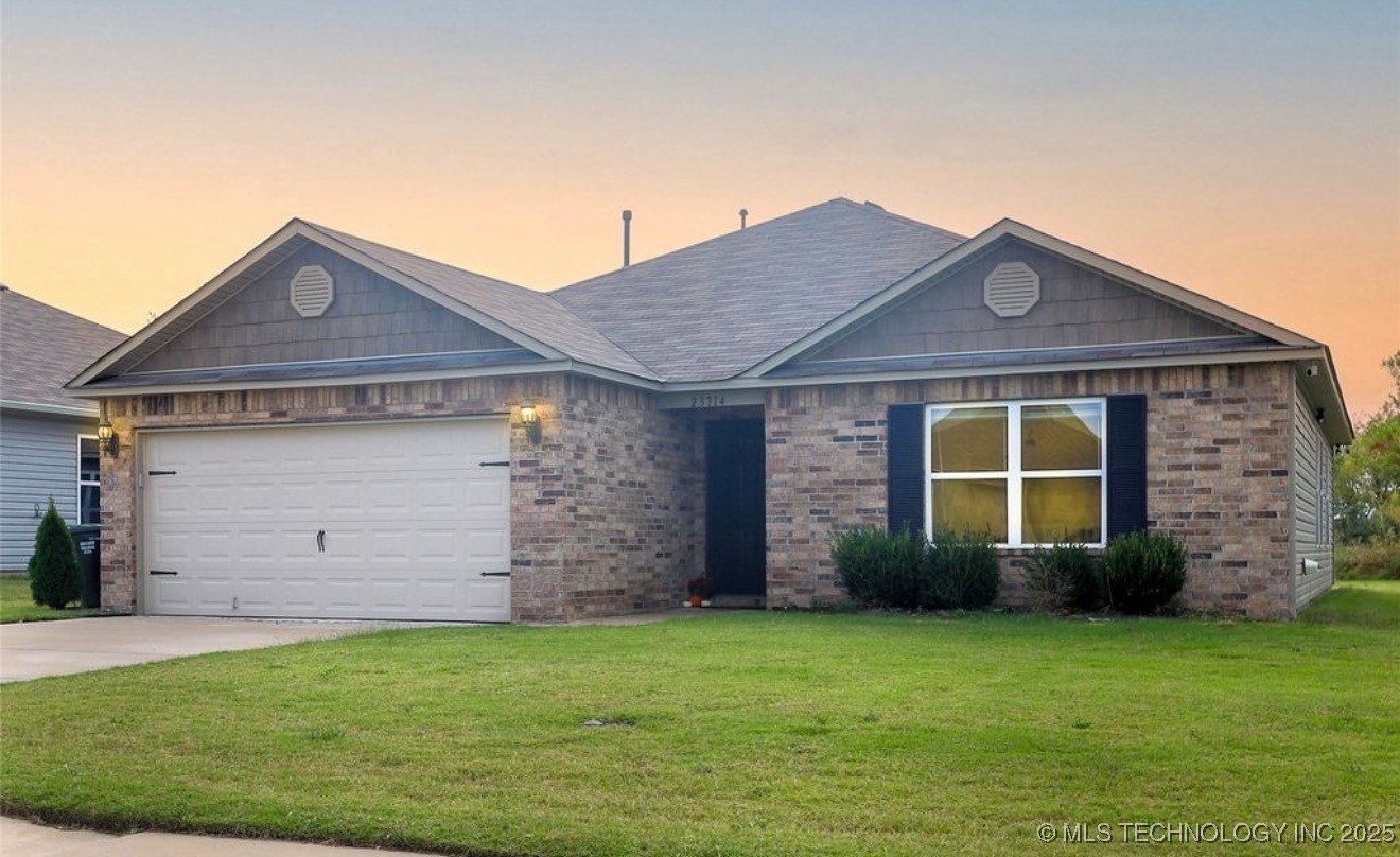 23714 E 115th Street S Property Photo 1