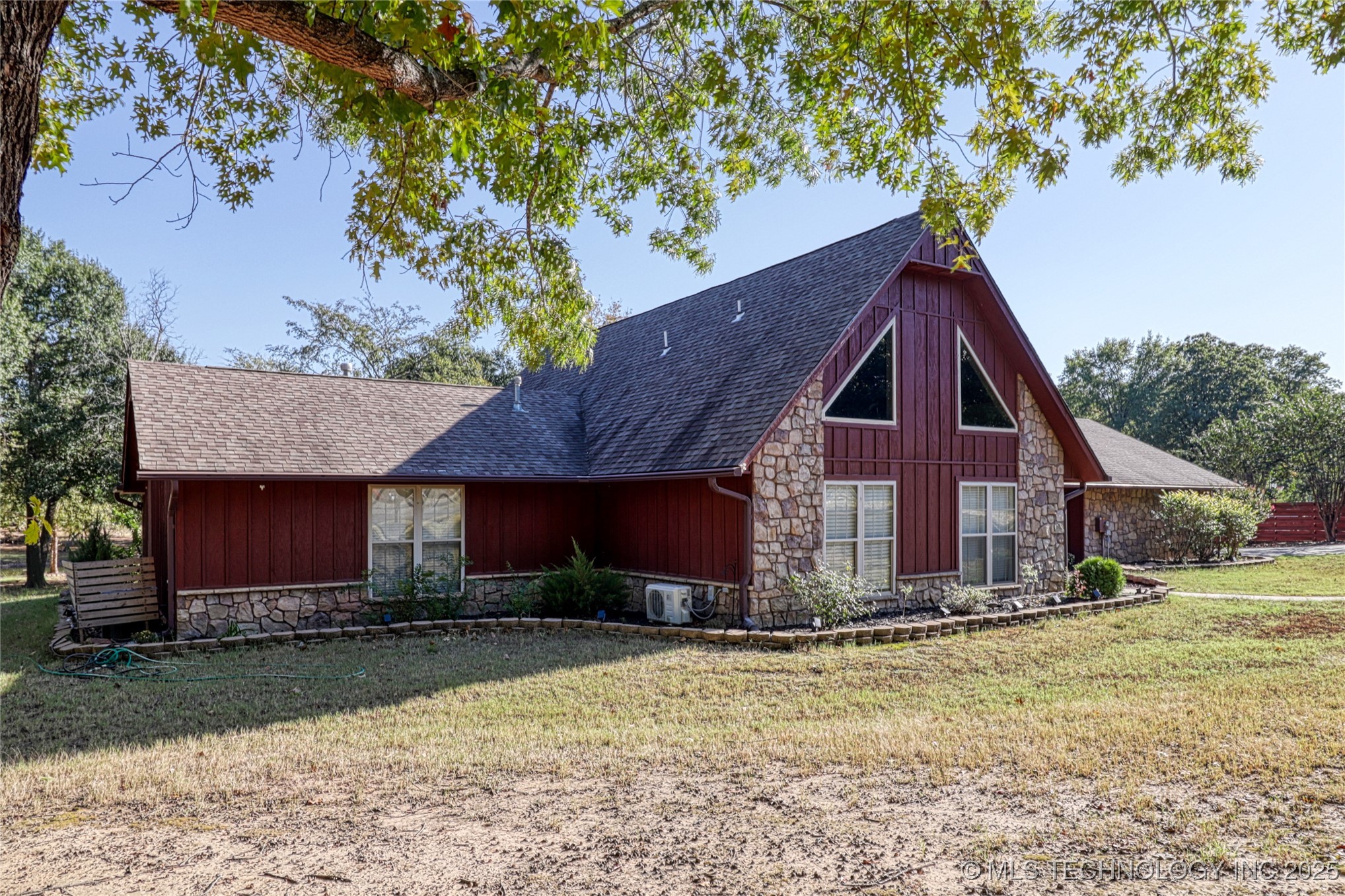 181 Hummingbird Lane Property Photo 5