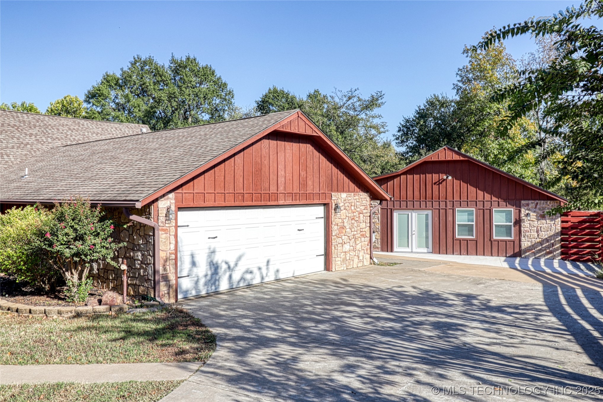 181 Hummingbird Lane Property Photo 6