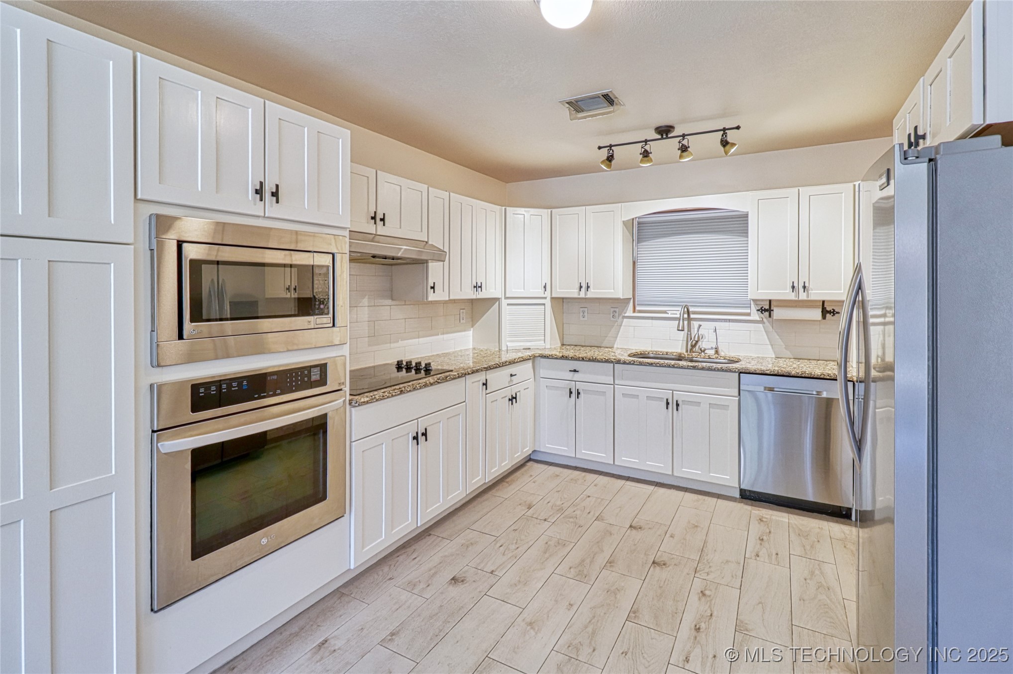 181 Hummingbird Lane Property Photo 16