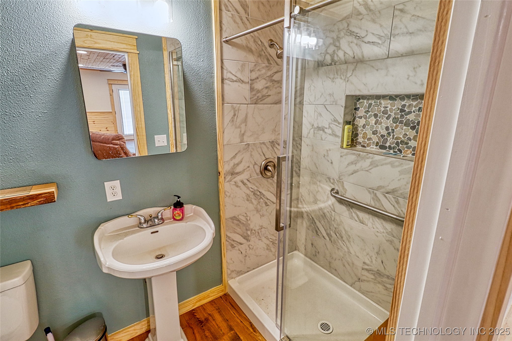 181 Hummingbird Lane Property Photo 48