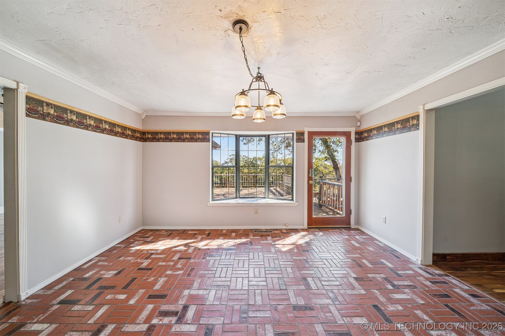 727 Cedar Point Drive Property Photo 22