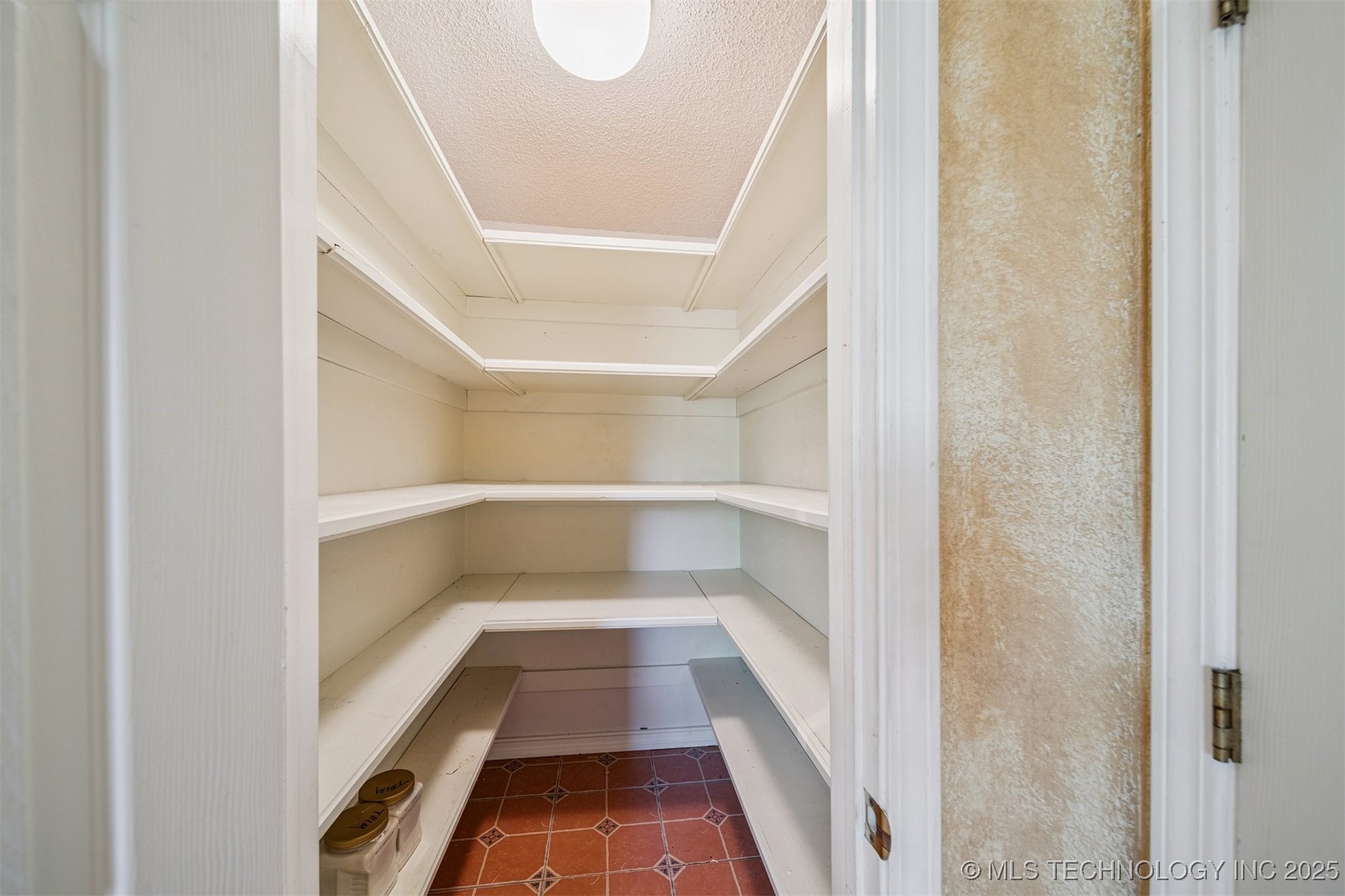 727 Cedar Point Drive Property Photo 26